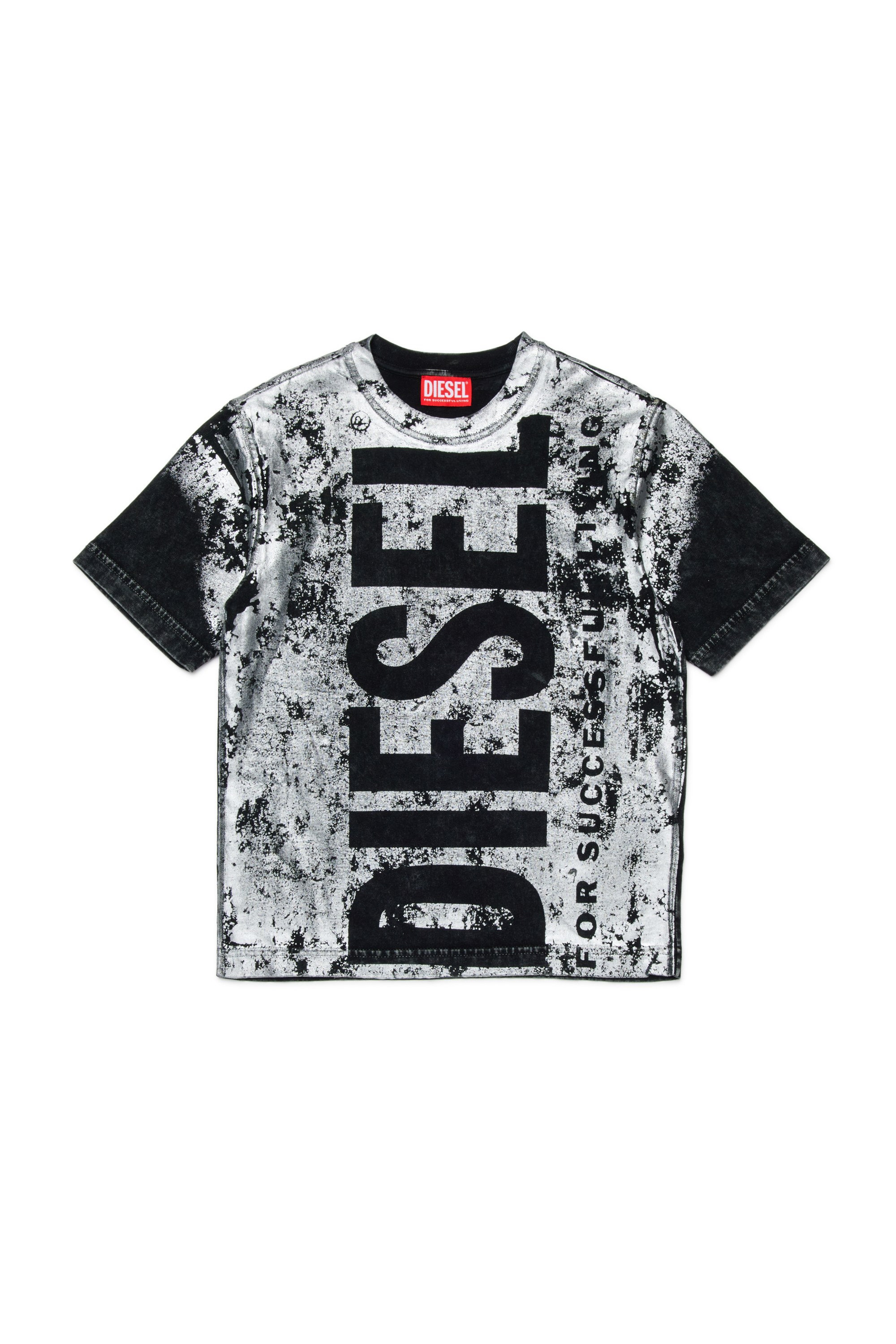 Black T-shirt with chalk-effect print