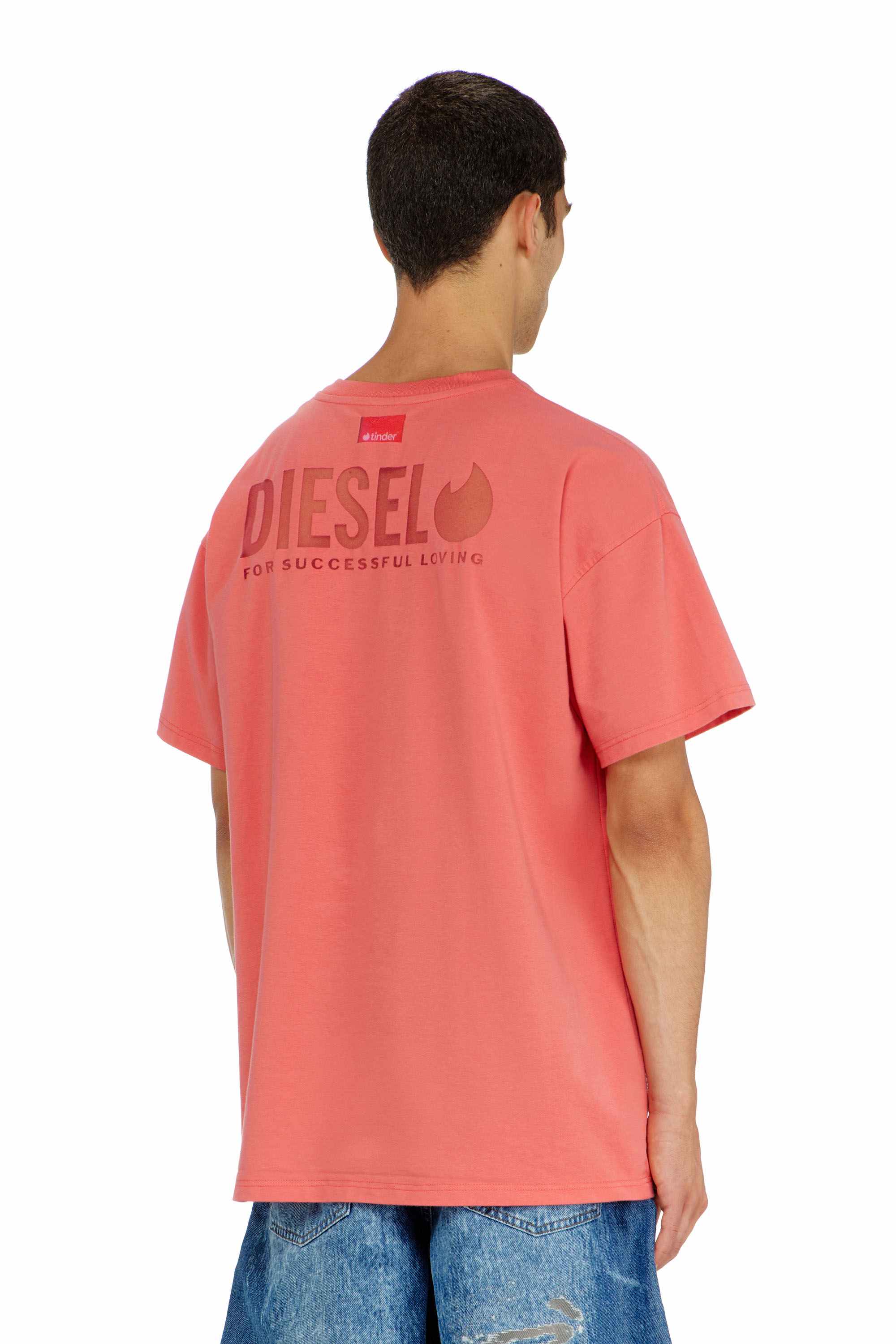 Pink T-shirt with transparent back logo