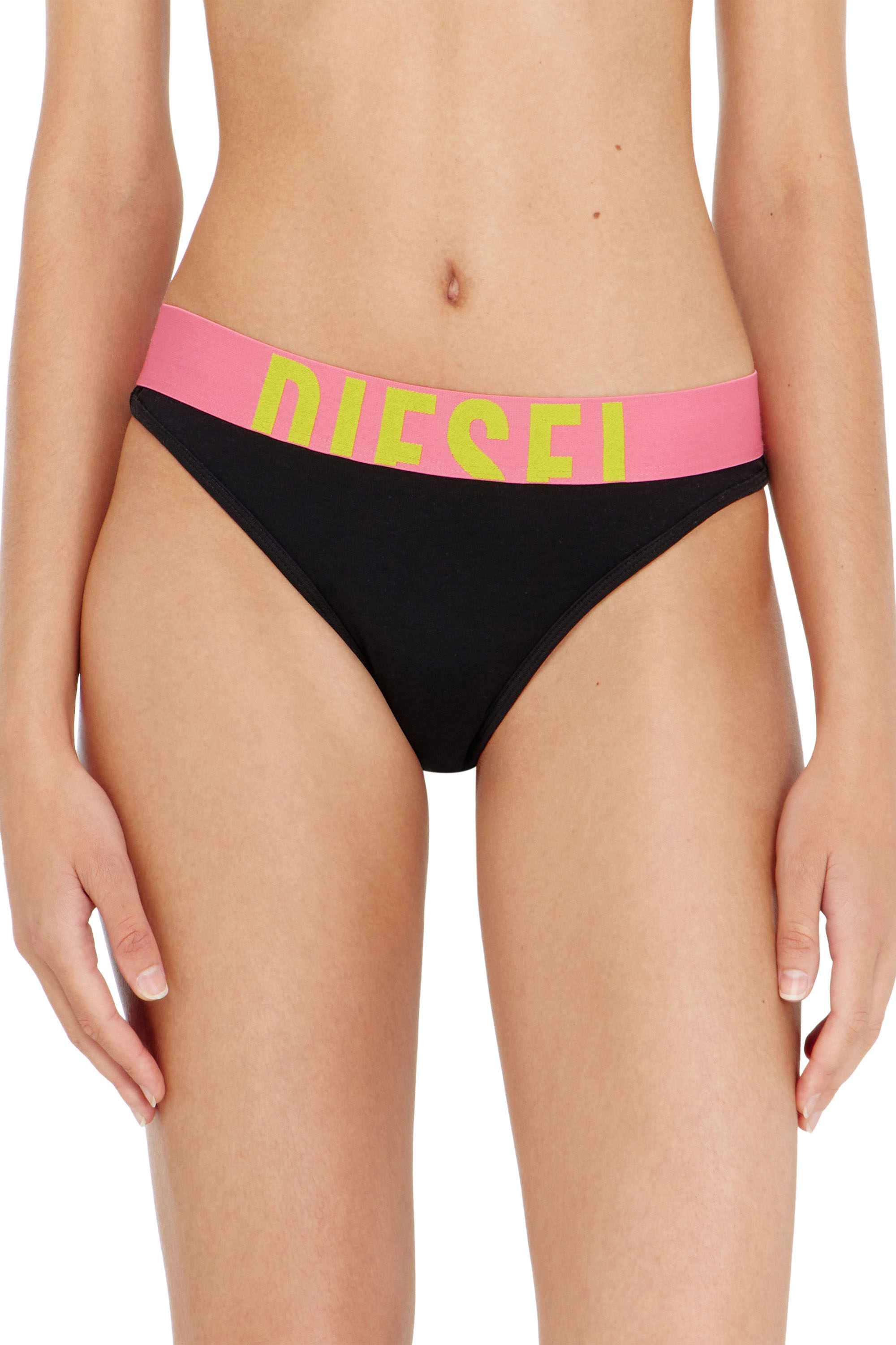 3-pack of panties with contrasting waistband