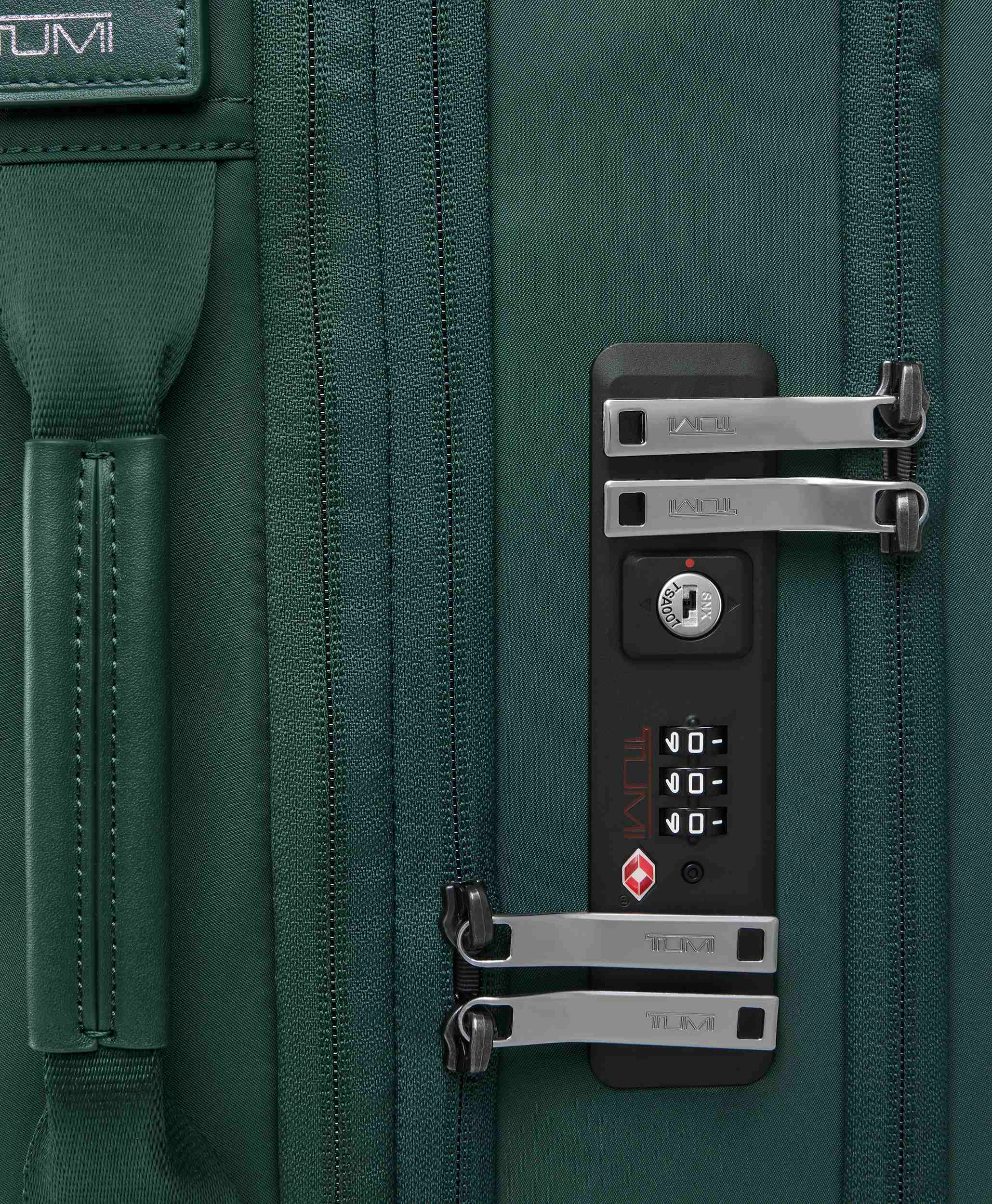 LEGER DUAL ACCESS EXPANDABLE CARRY ON