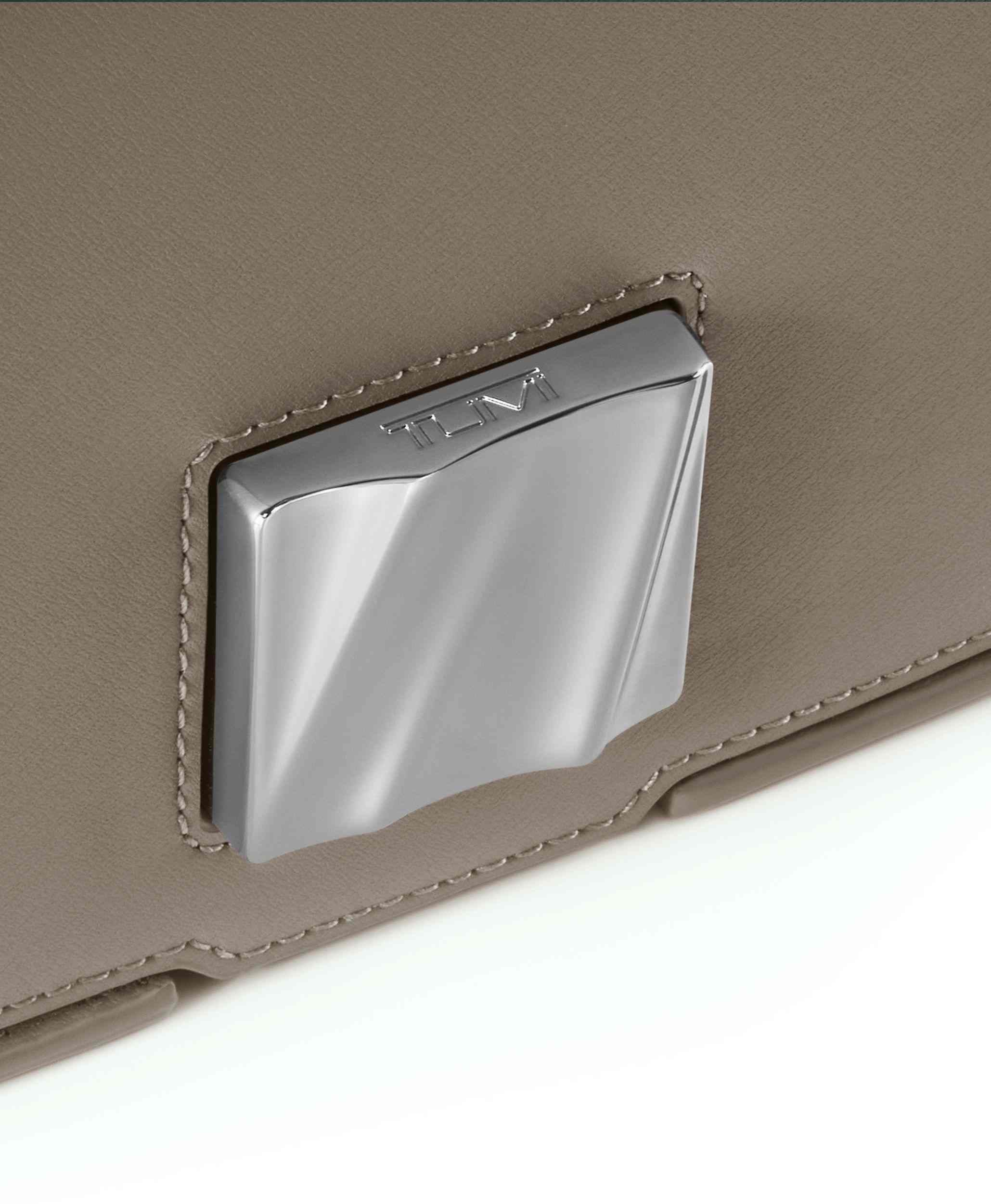 OLAS SMALL SHOULDER BAG