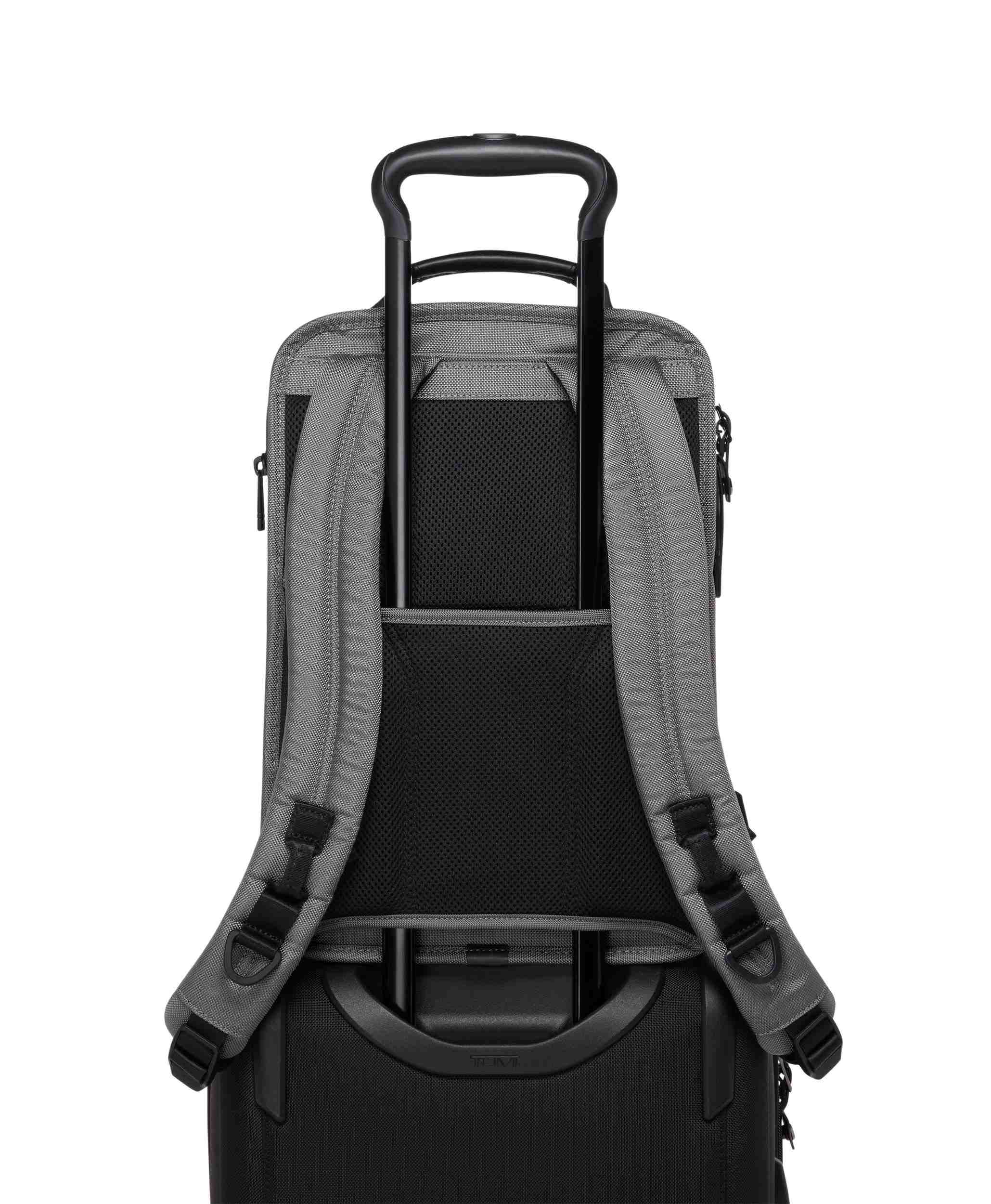 MEDIUM 15" EXP BACKPACK
