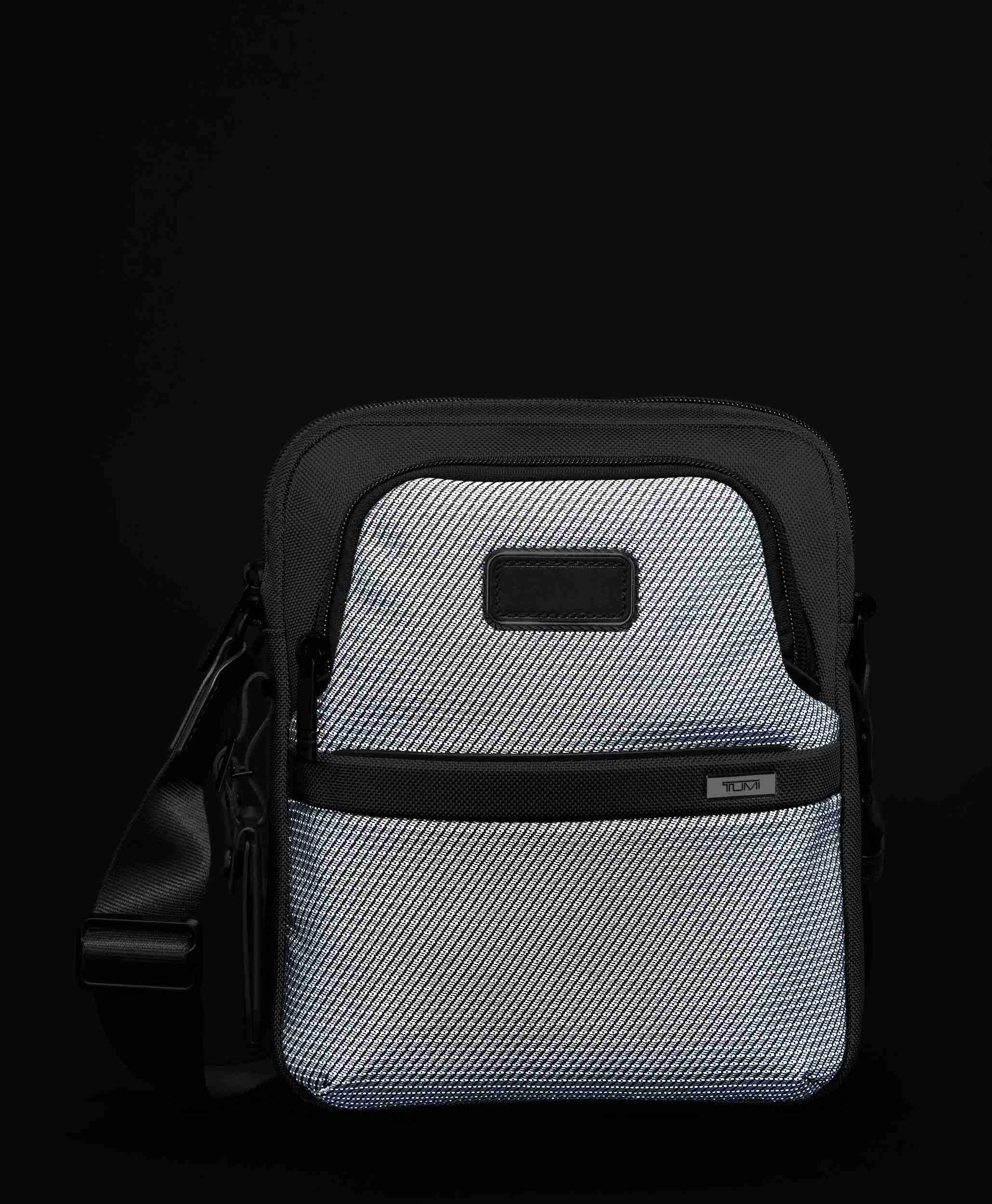 MEDIUM CROSSBODY