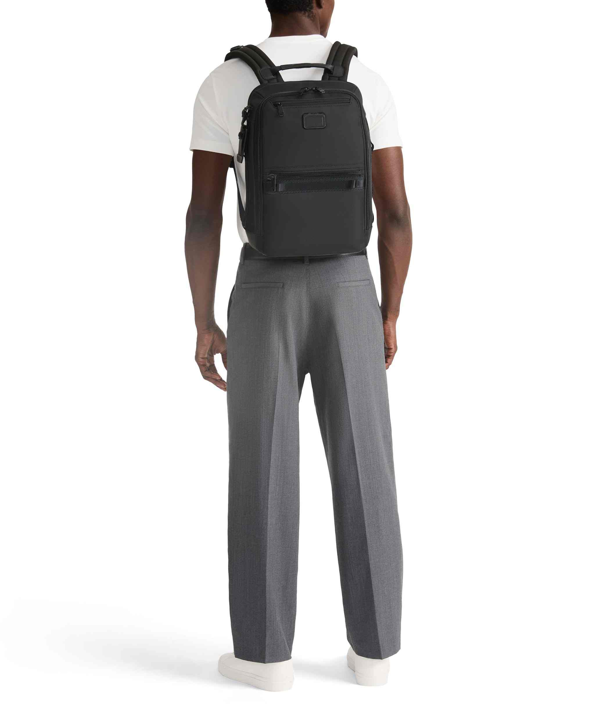 DYNAMIC BACKPACK