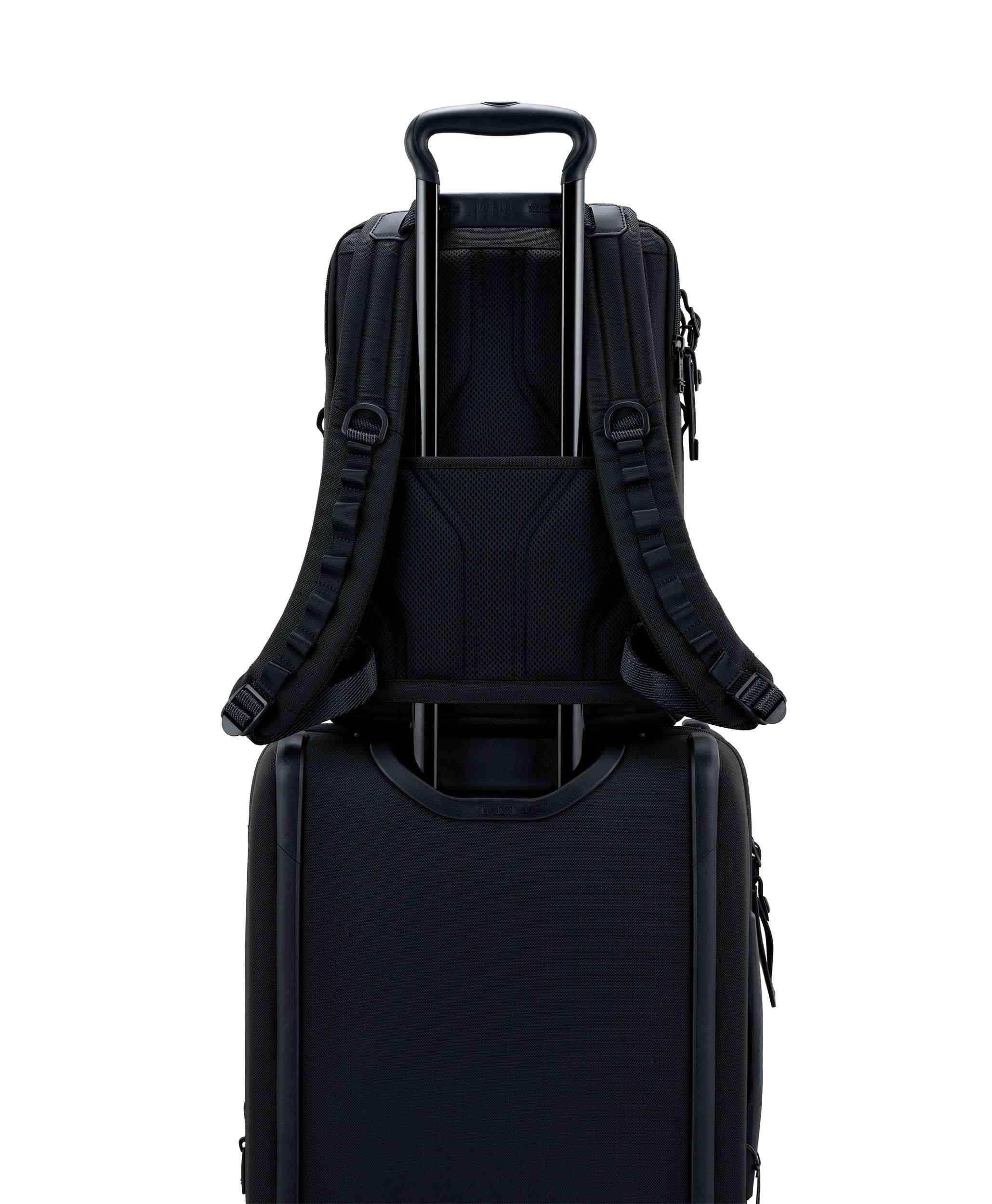 DYNAMIC BACKPACK