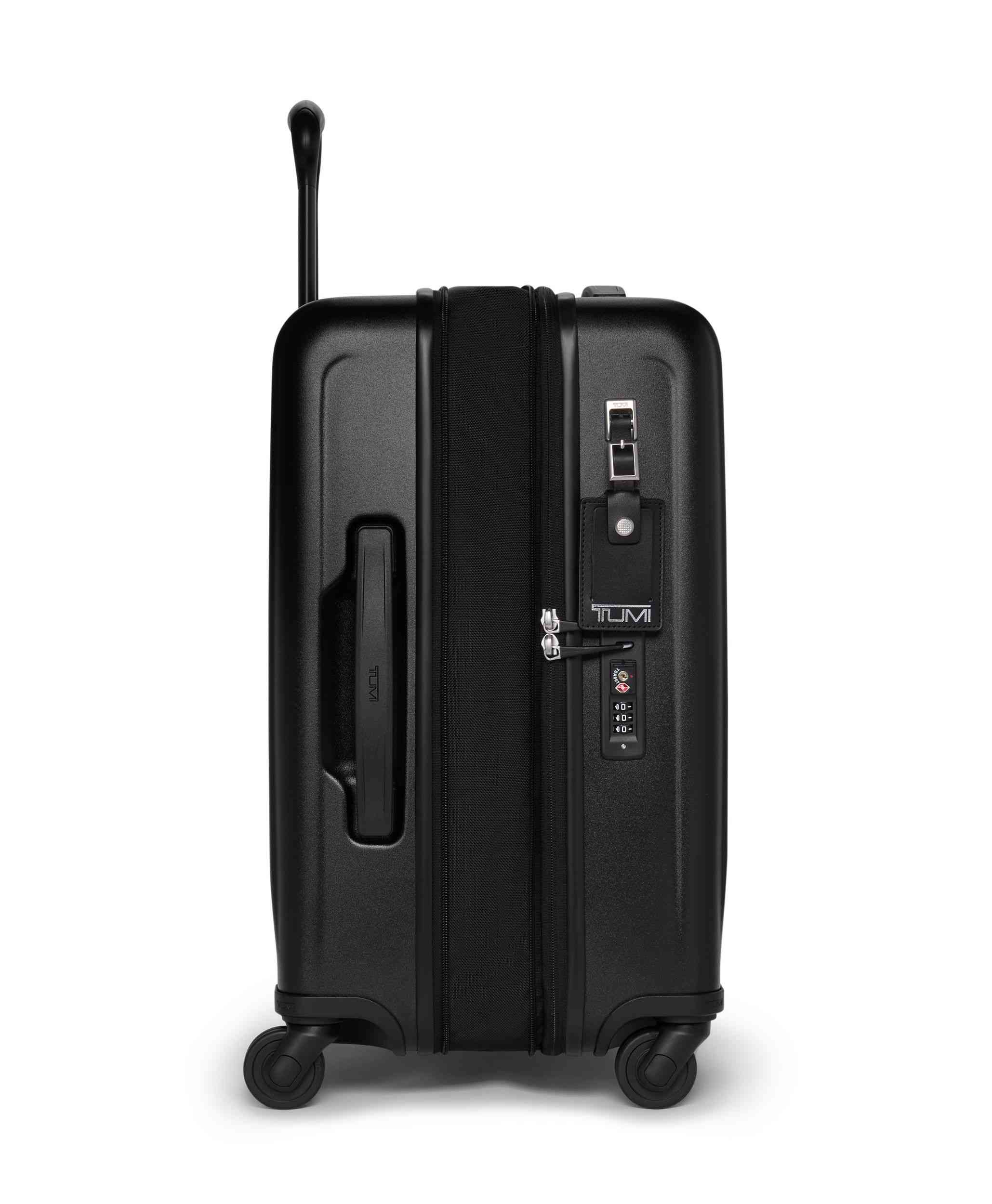 LARGE EXP CARRY ON