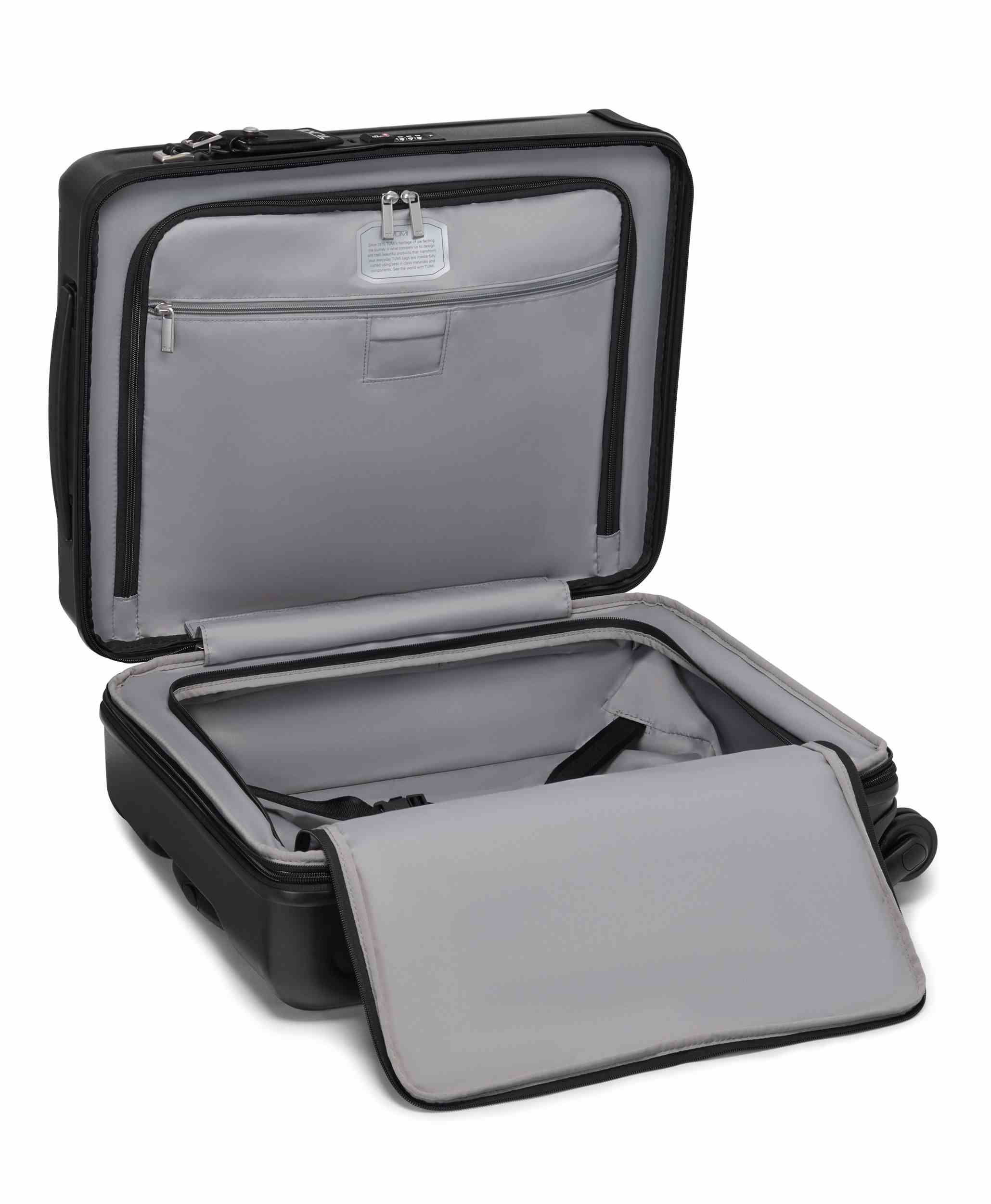 LARGE EXP CARRY ON