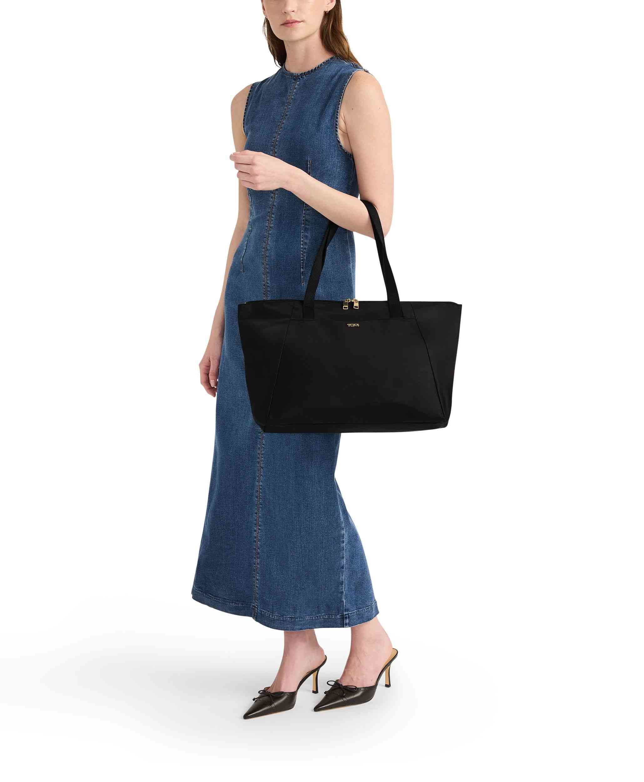 JUST IN CASE MEDIUM TOTE