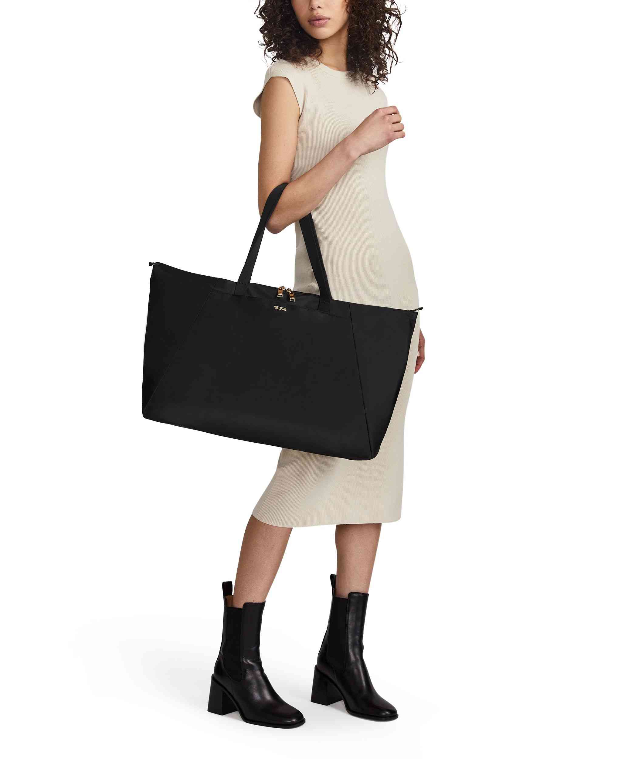 JUST IN CASE TOTE