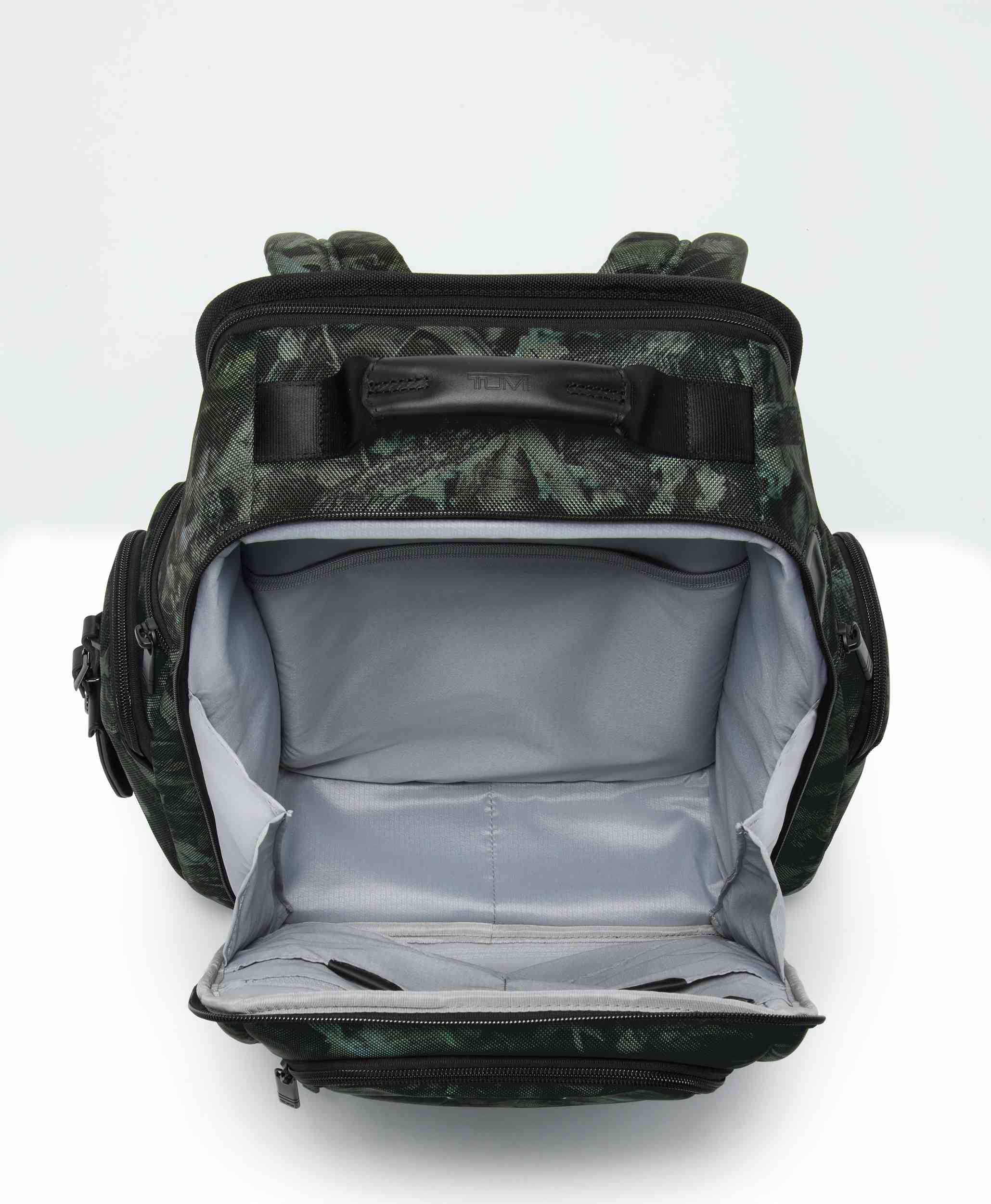 TUMI BRIEF PACK