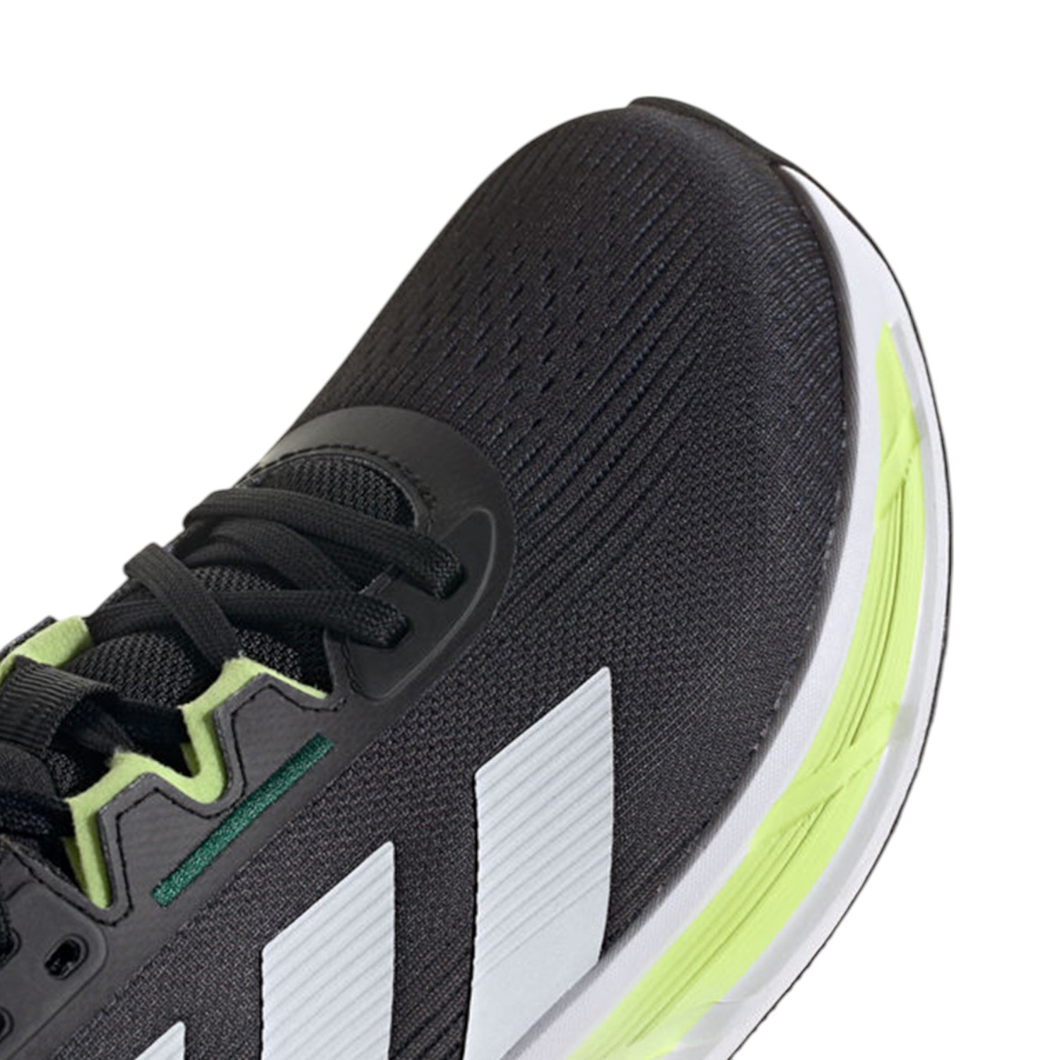 Men Questar 3 Black Running Shoes