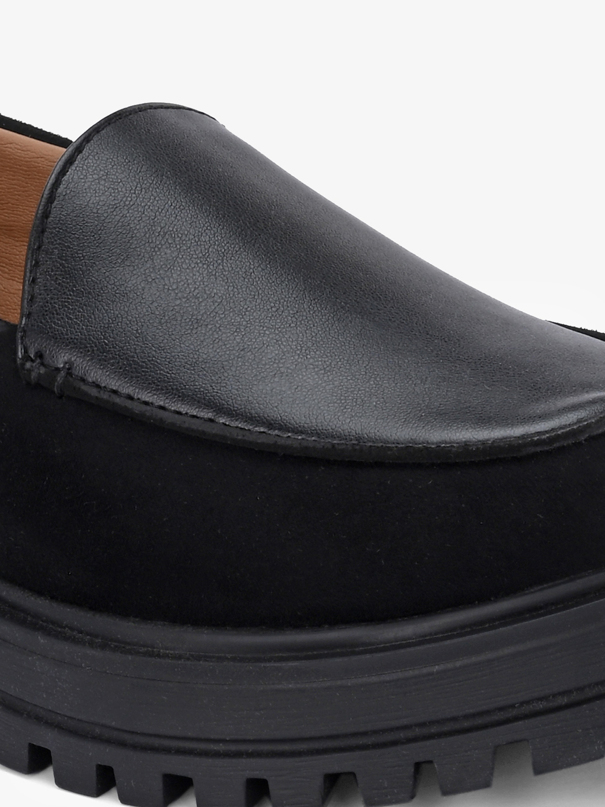 Nova Womens Black Heeled Loafers