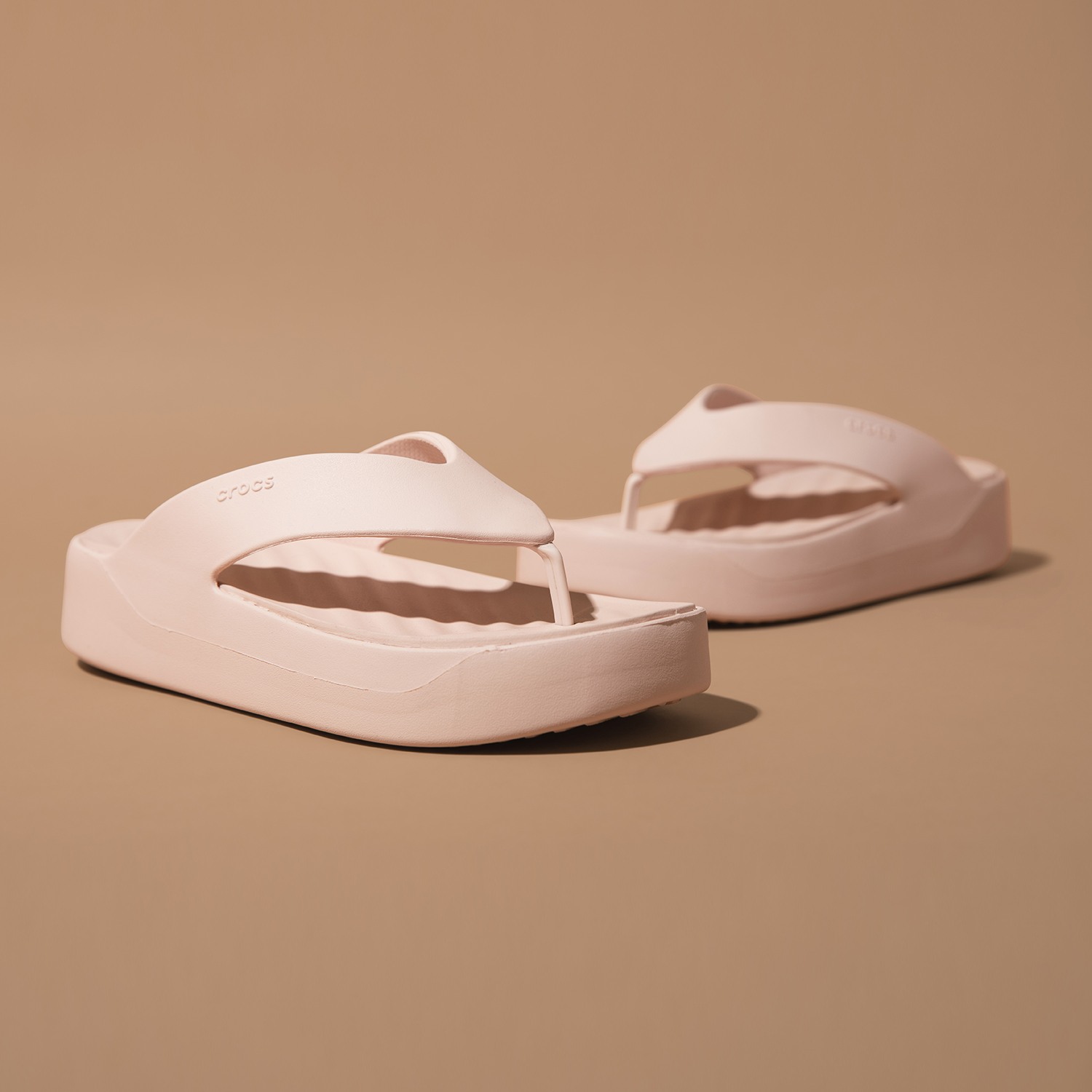 Getaway Platform Women Assorted Flip Flops