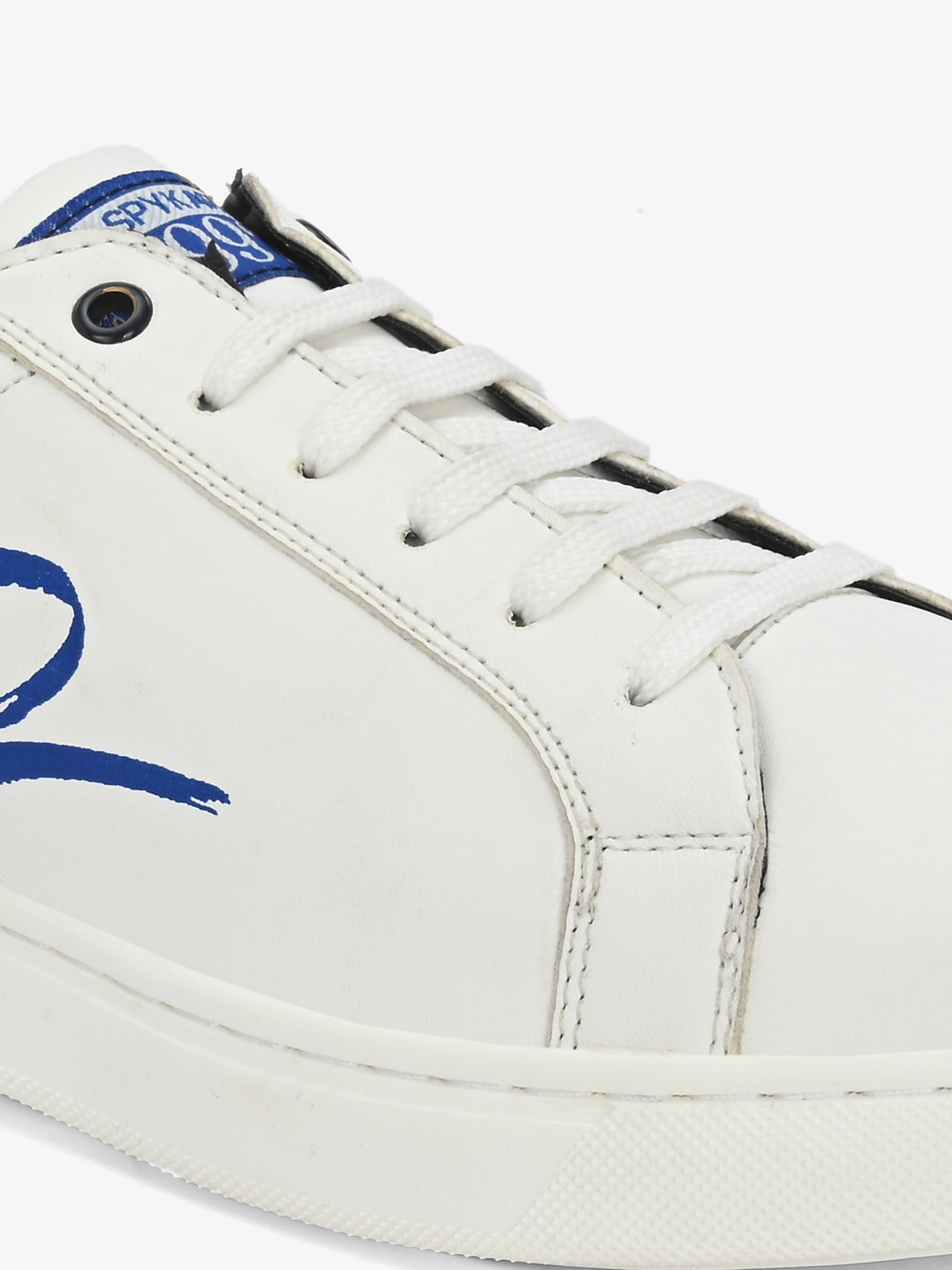 Pedro Men White-Navy Classic Lace Up Sneaker