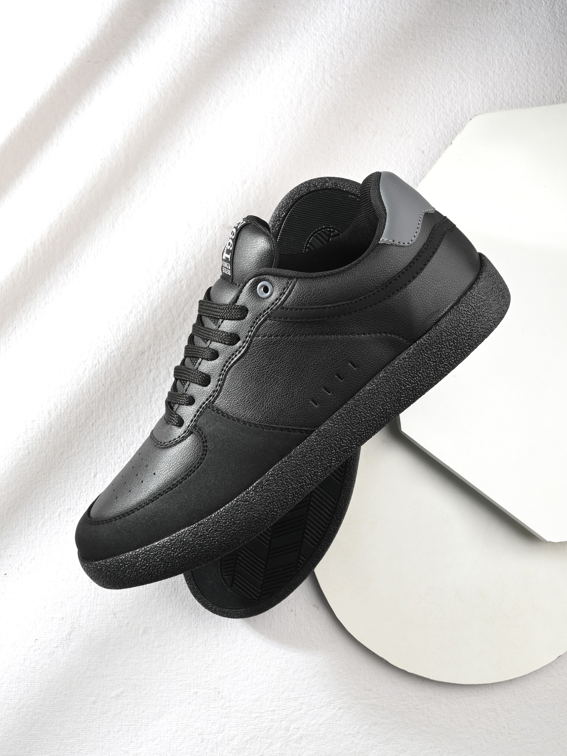 Klaus Men Black Urban Lace Up Sneaker