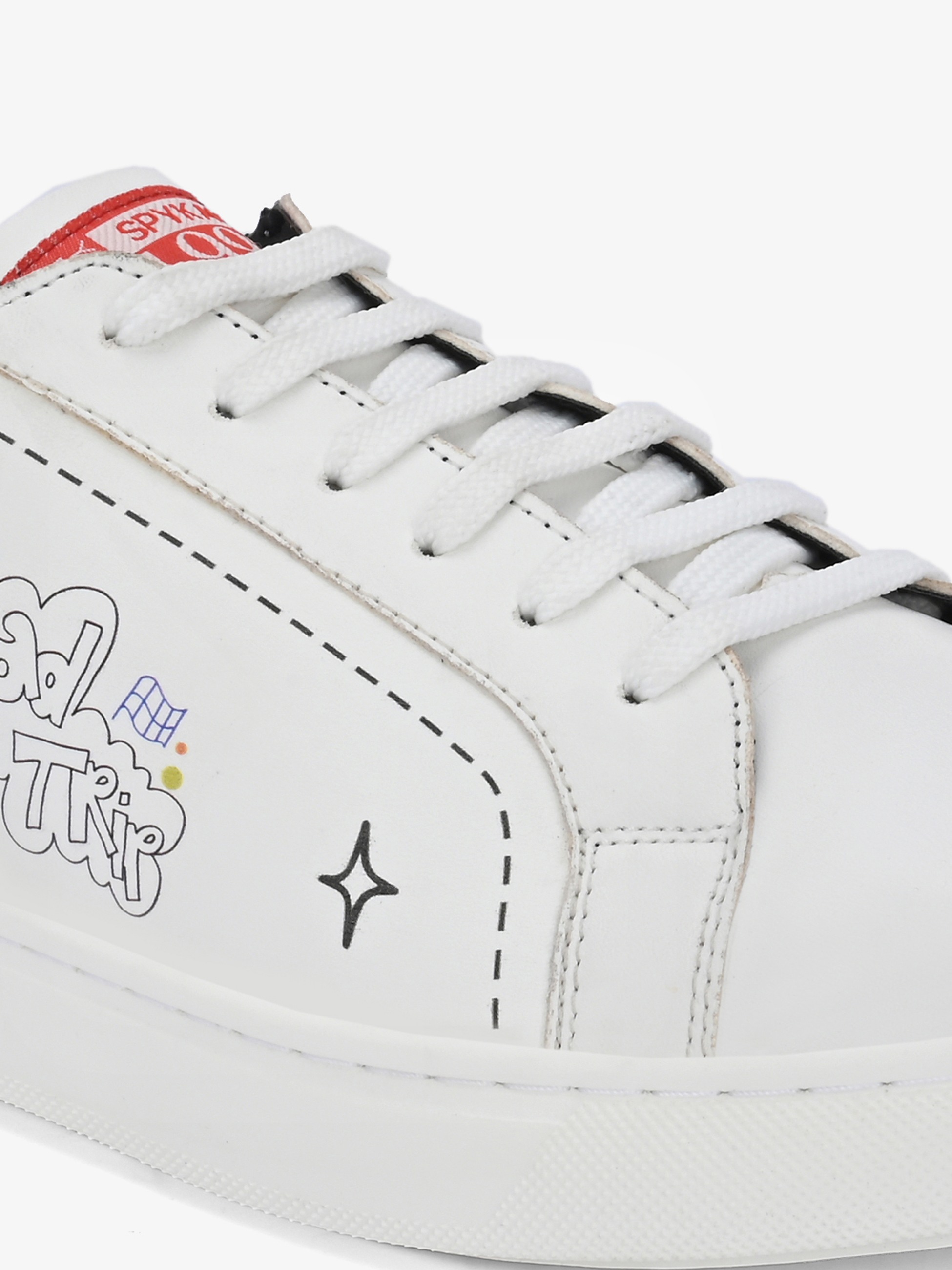 Ryznar Men White-Red Fun Lace Up Sneaker