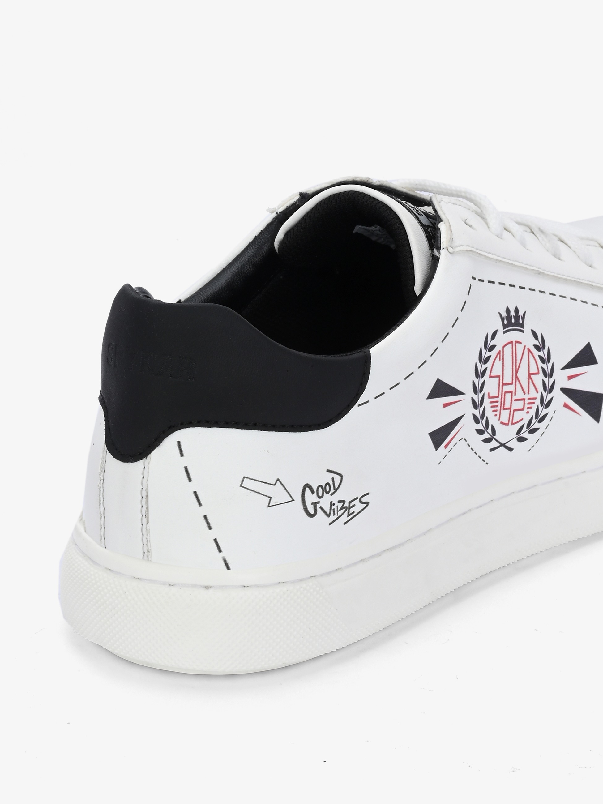 Ryznar Men White-Red Fun Lace Up Sneaker