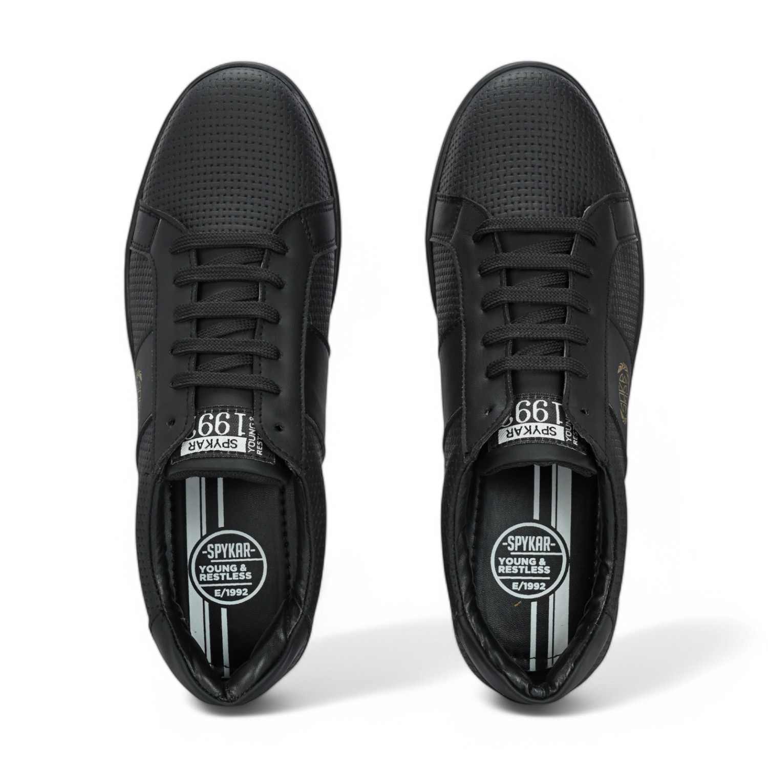 Chagas Men Black-Golden Classic Lace Up Sneaker
