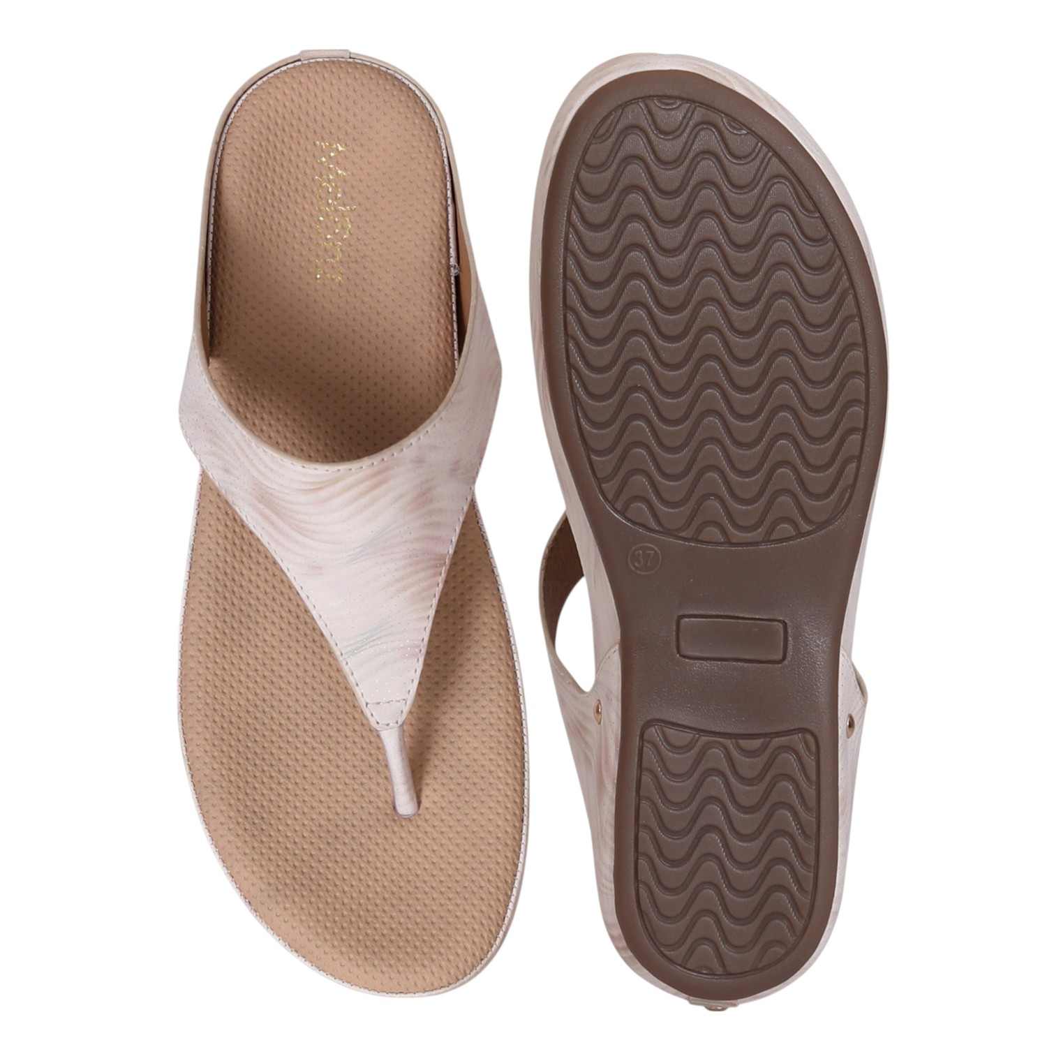 Women Light Beige Wavy Pattern Thong Sandals