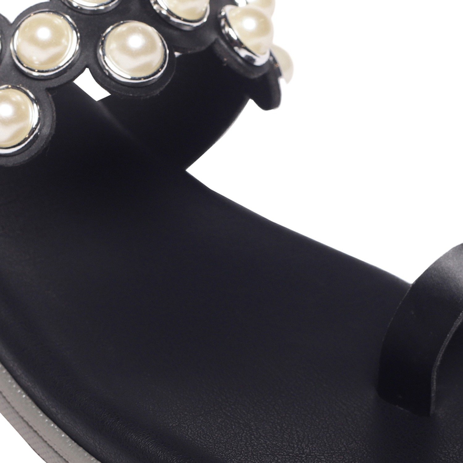 Monrow Aneira Black Flat