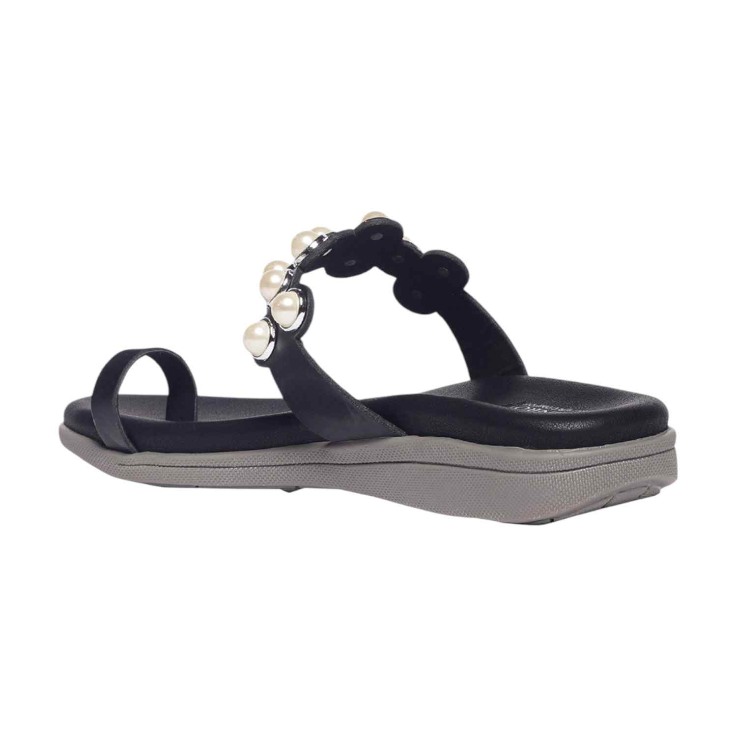 Monrow Aneira Black Flat