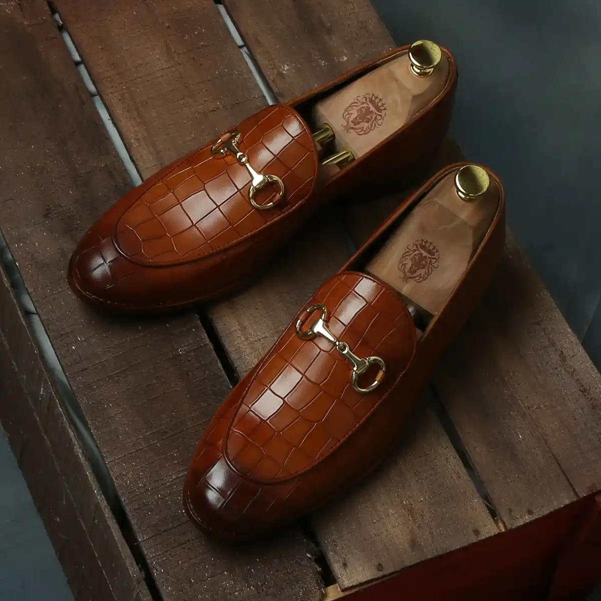 Men Tan Croco Textured Leather Loafer