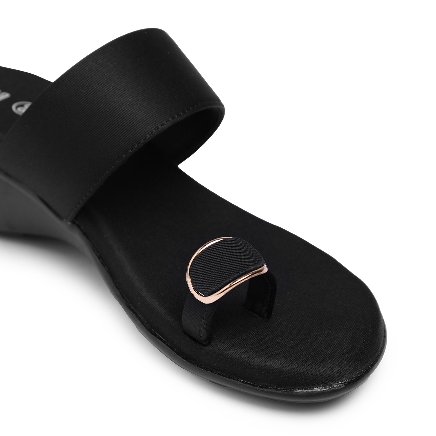 Women Black Wedge Toe-Ring Sandals with Gold Accent