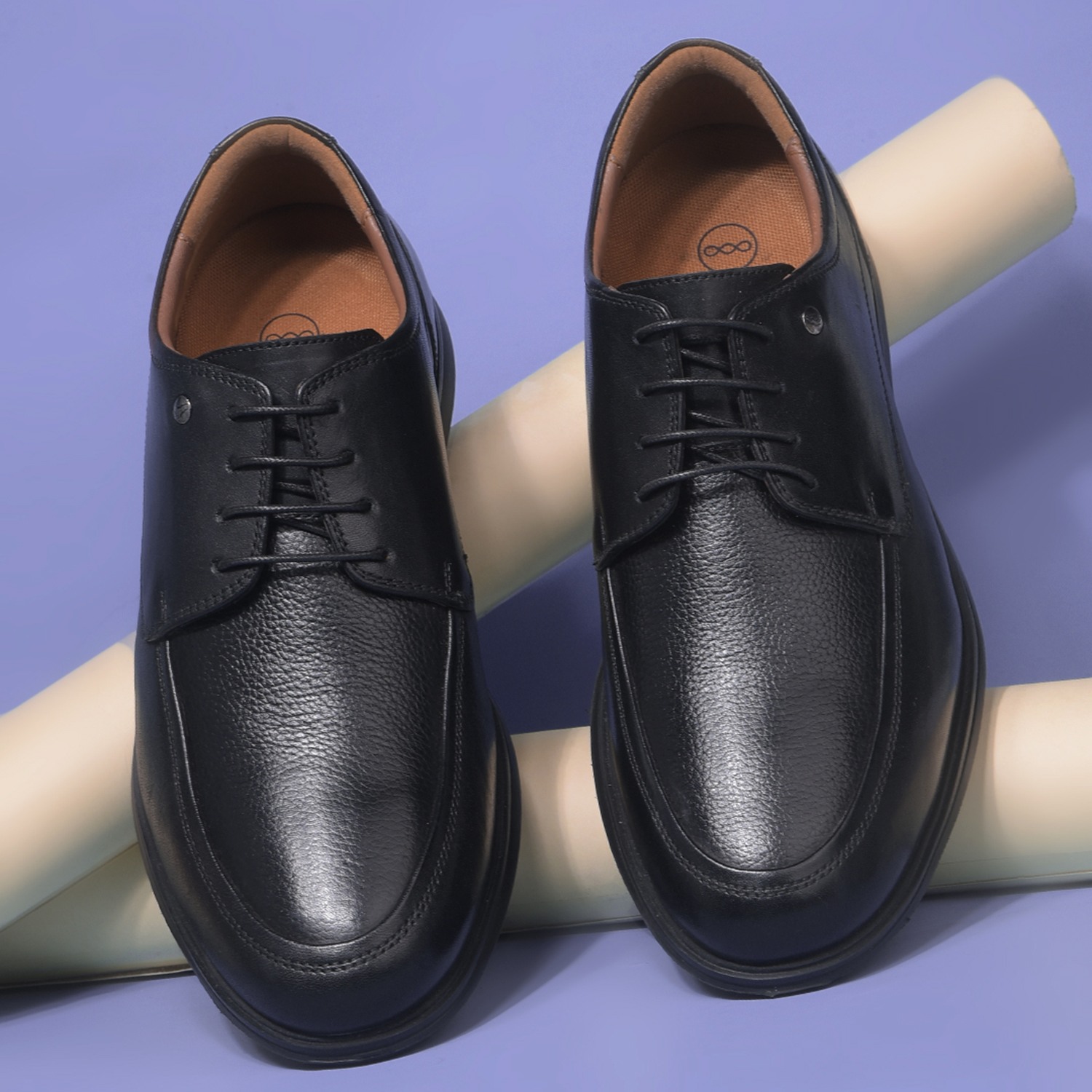 Men Fedrico Apron Black Formal Shoes
