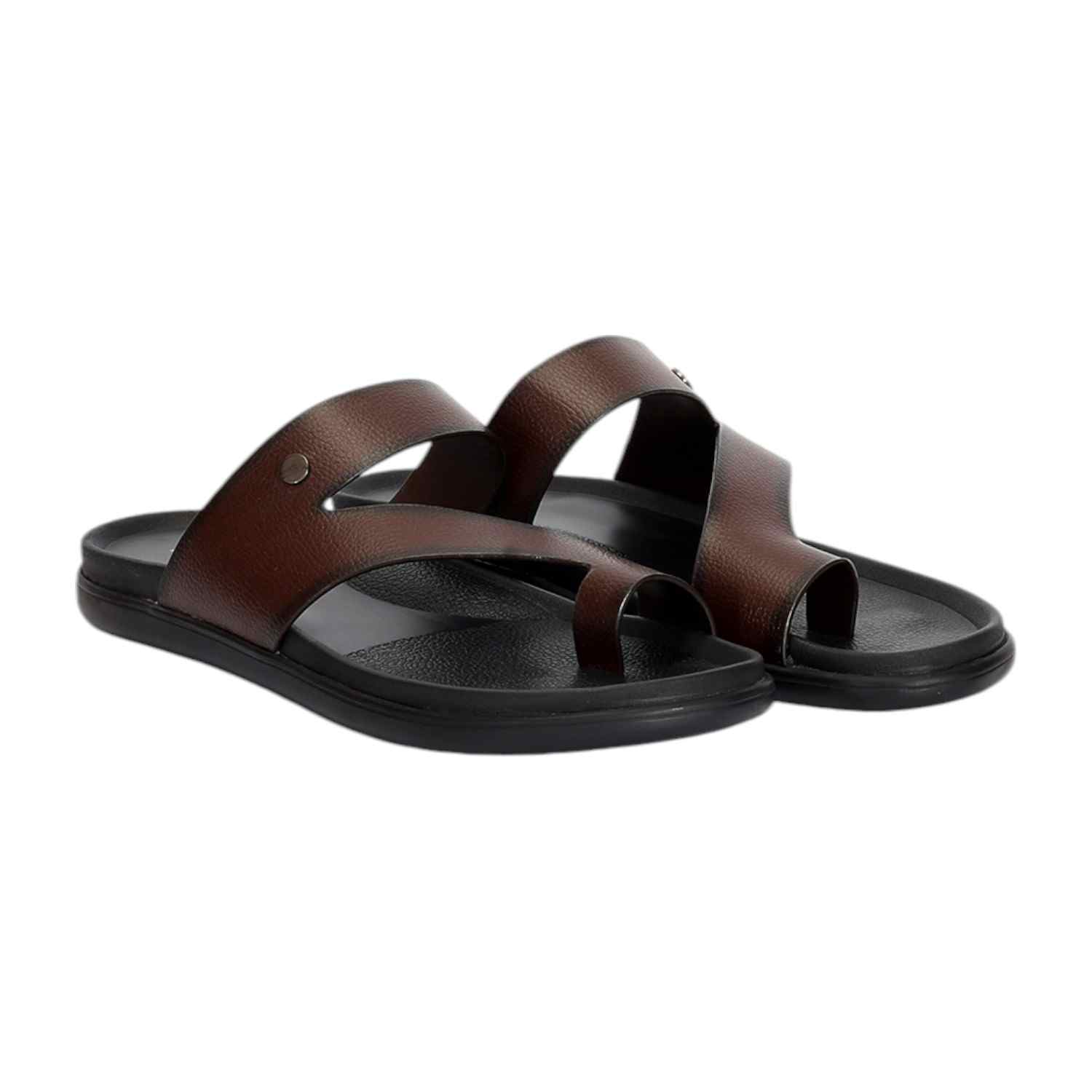 Men Brown One-Toe Strap Chappal