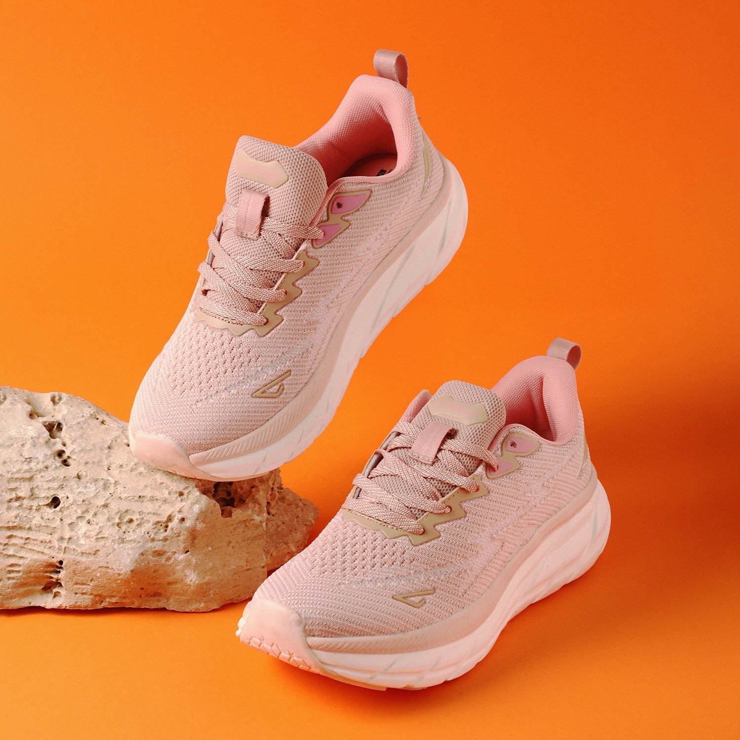 Women Pink Sports Walking Shoes