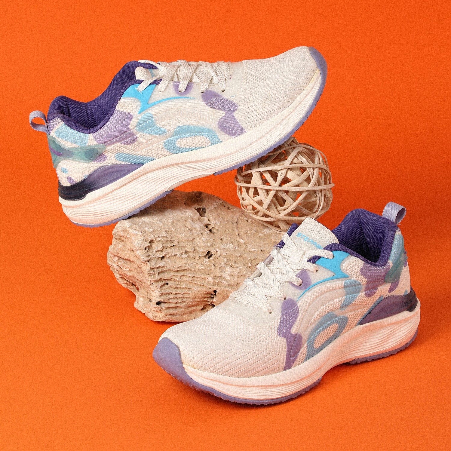 Women White Sports Walking Shoes