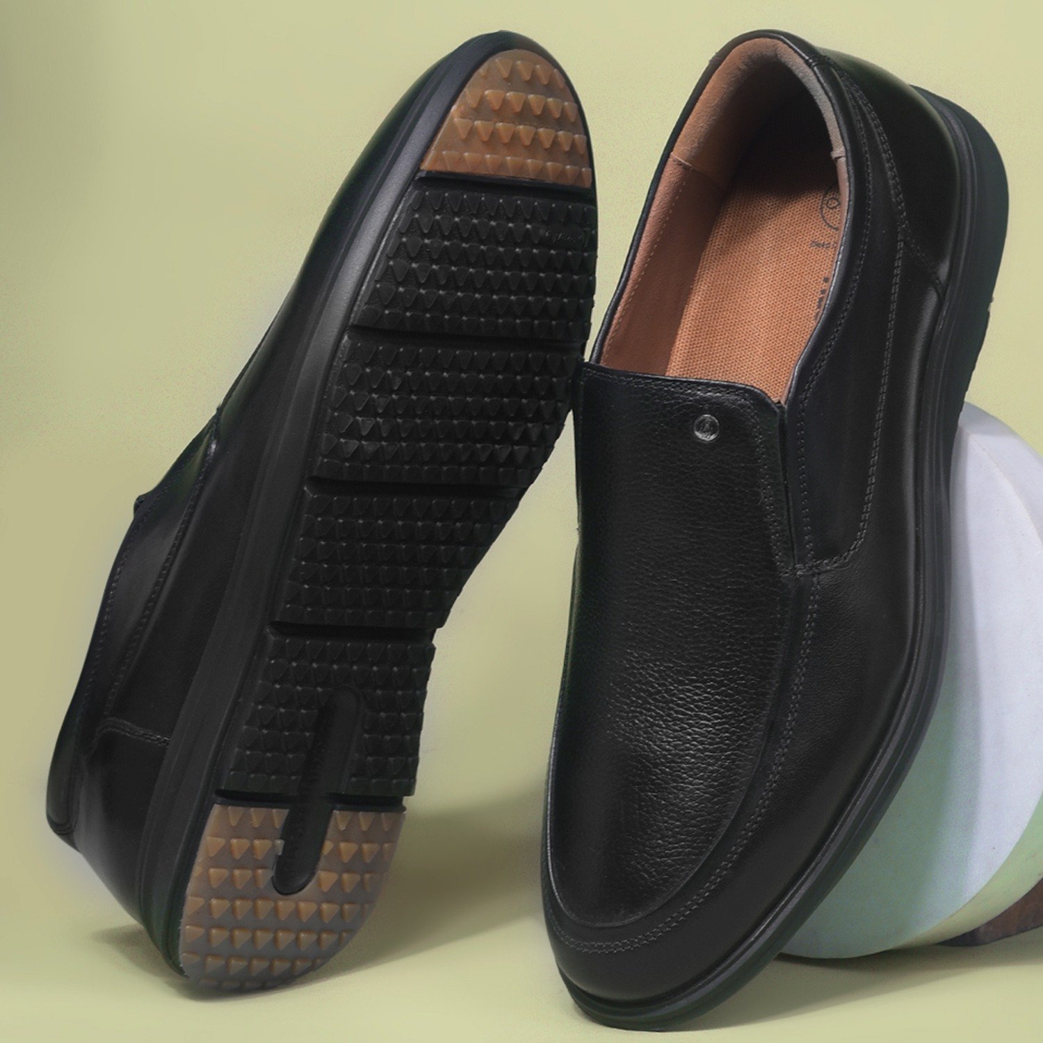 Fedrico Apron Black Formal Shoes For Men