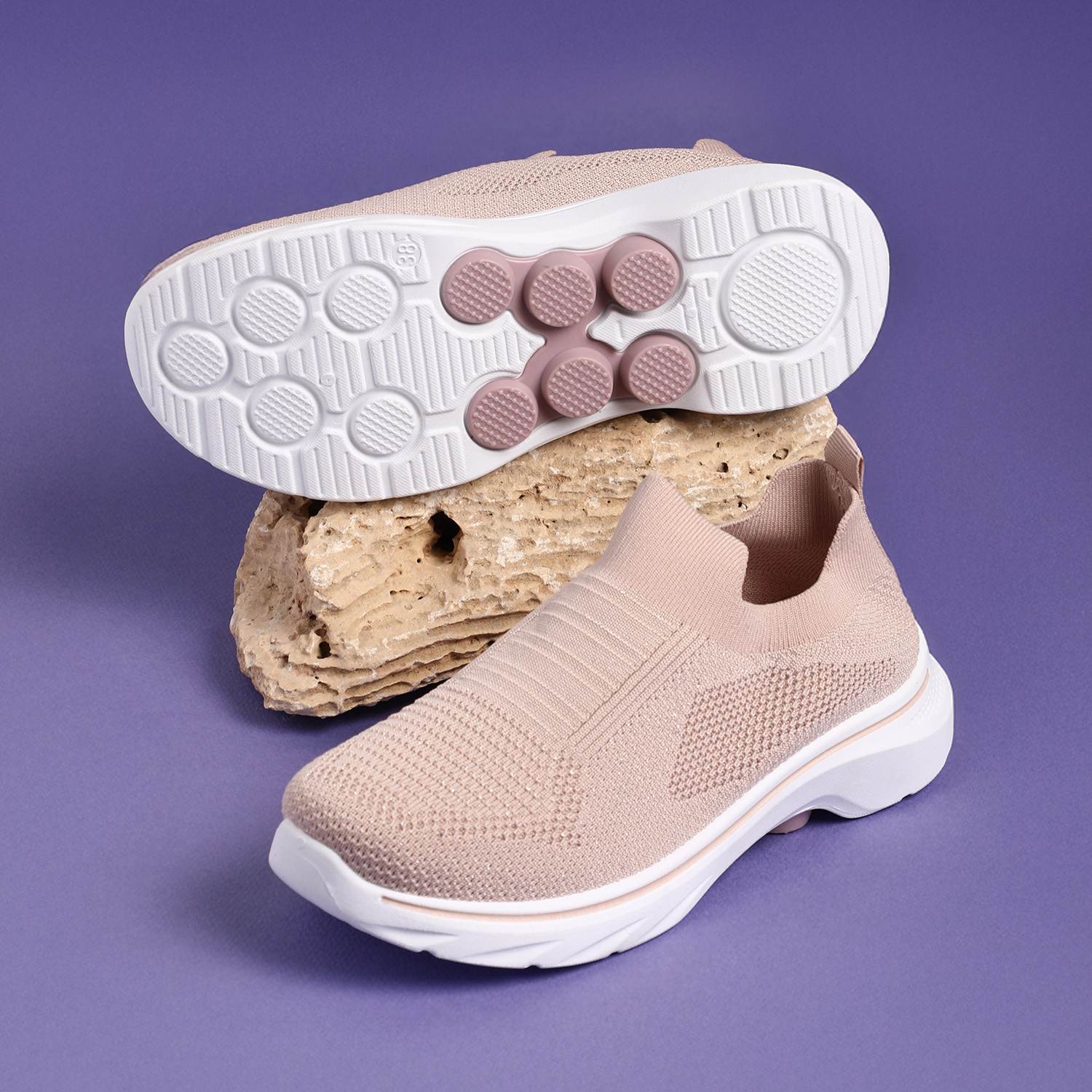 Light Pink Cushioned Go-Walkers for Women