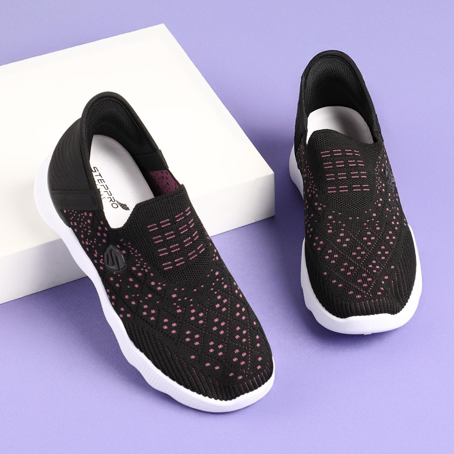 Black Rose Knit Go-Walkers for Women