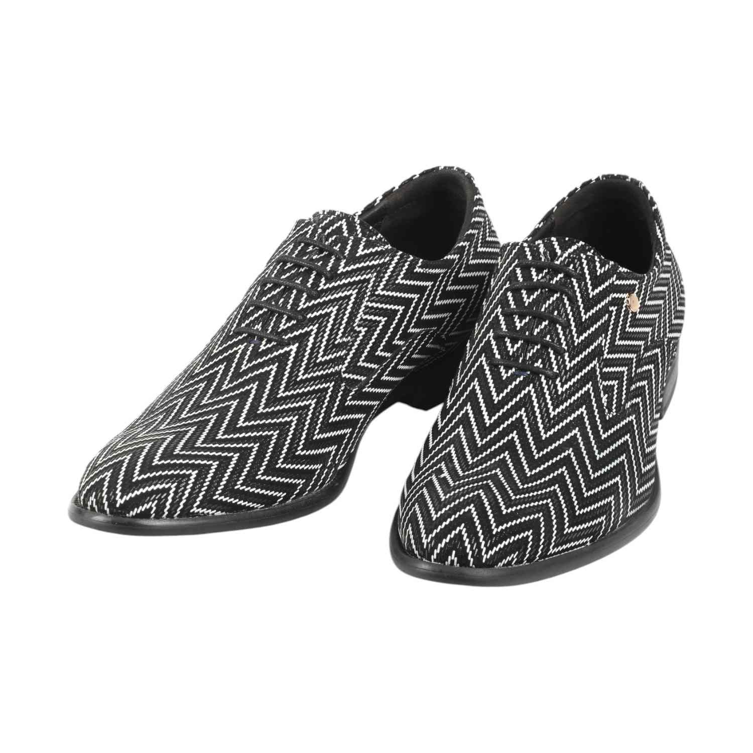 Men Black White Casual Shoes Lace Up