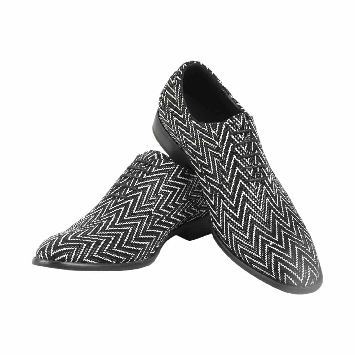 Men Black White Casual Shoes Lace Up