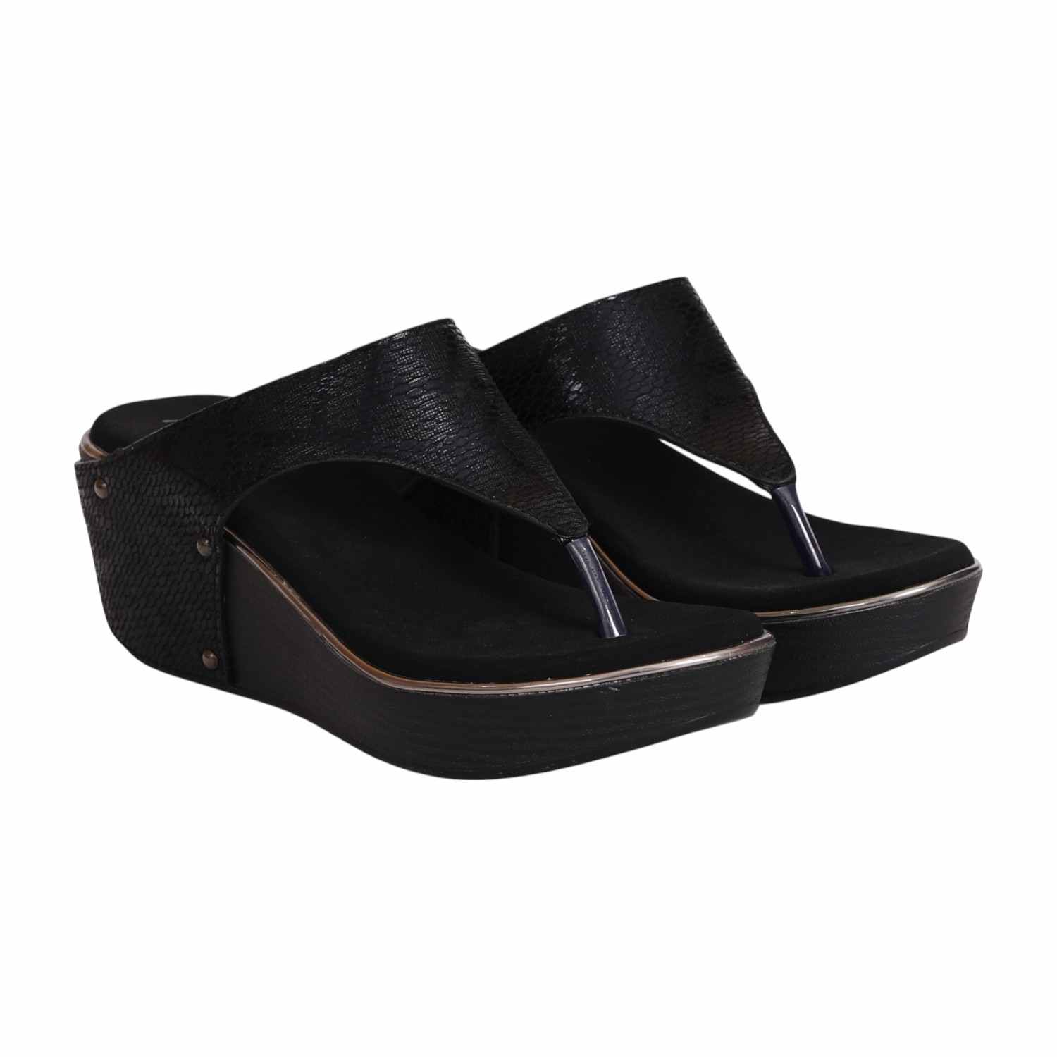 Women's Ebony Rivet Rebel Wedge Thong Sandal