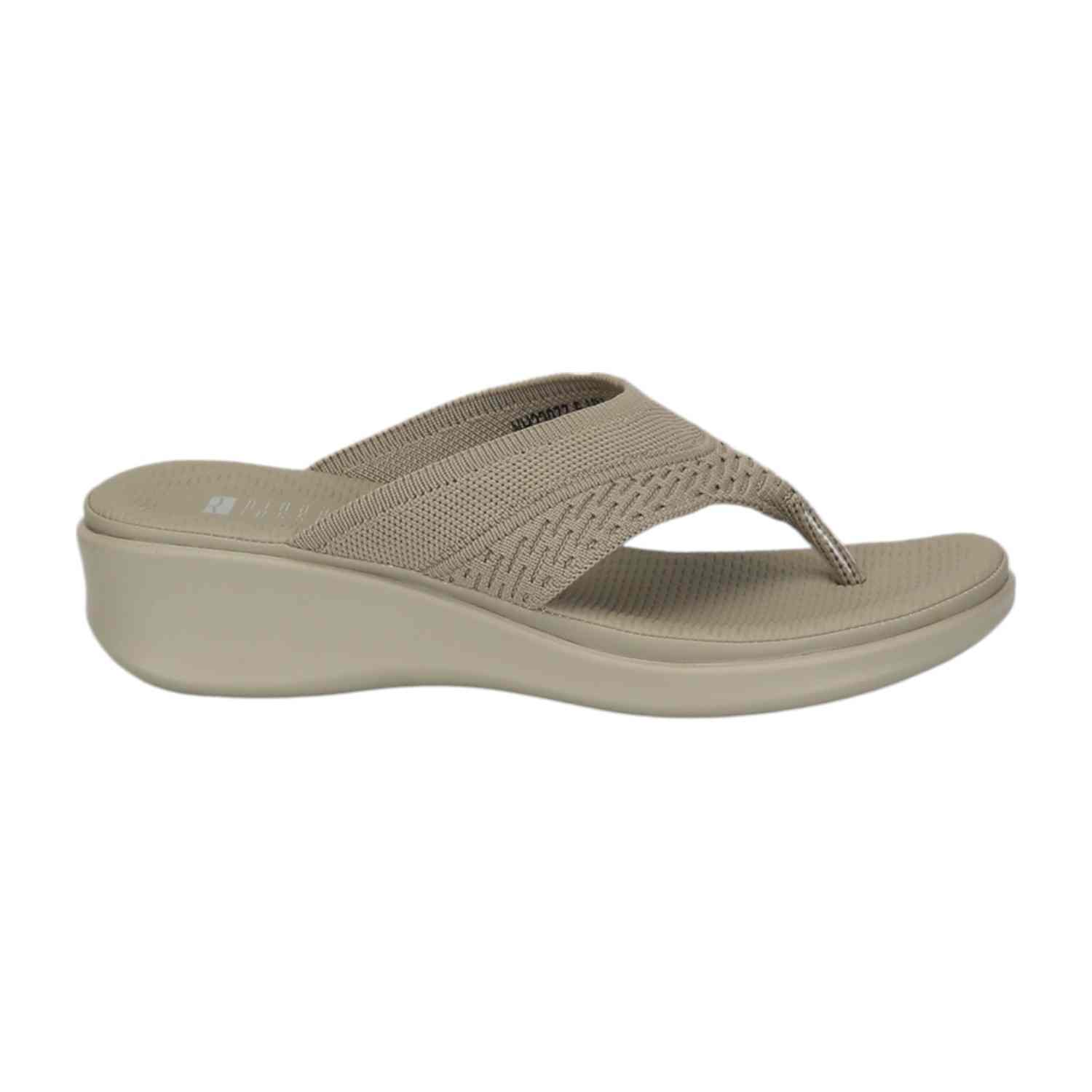 Women Green Casual Thong Flats