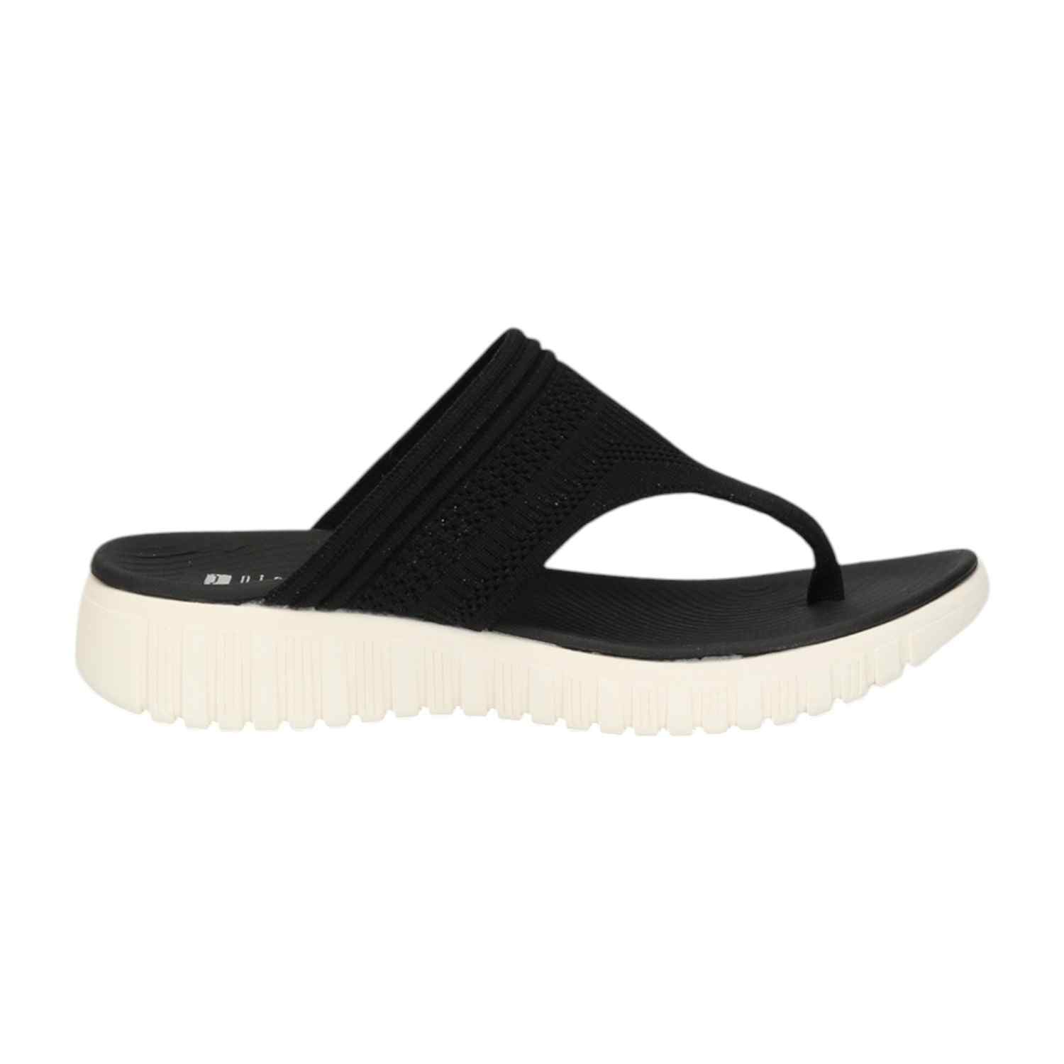 Women Black Thongs with Cushioned Footbed