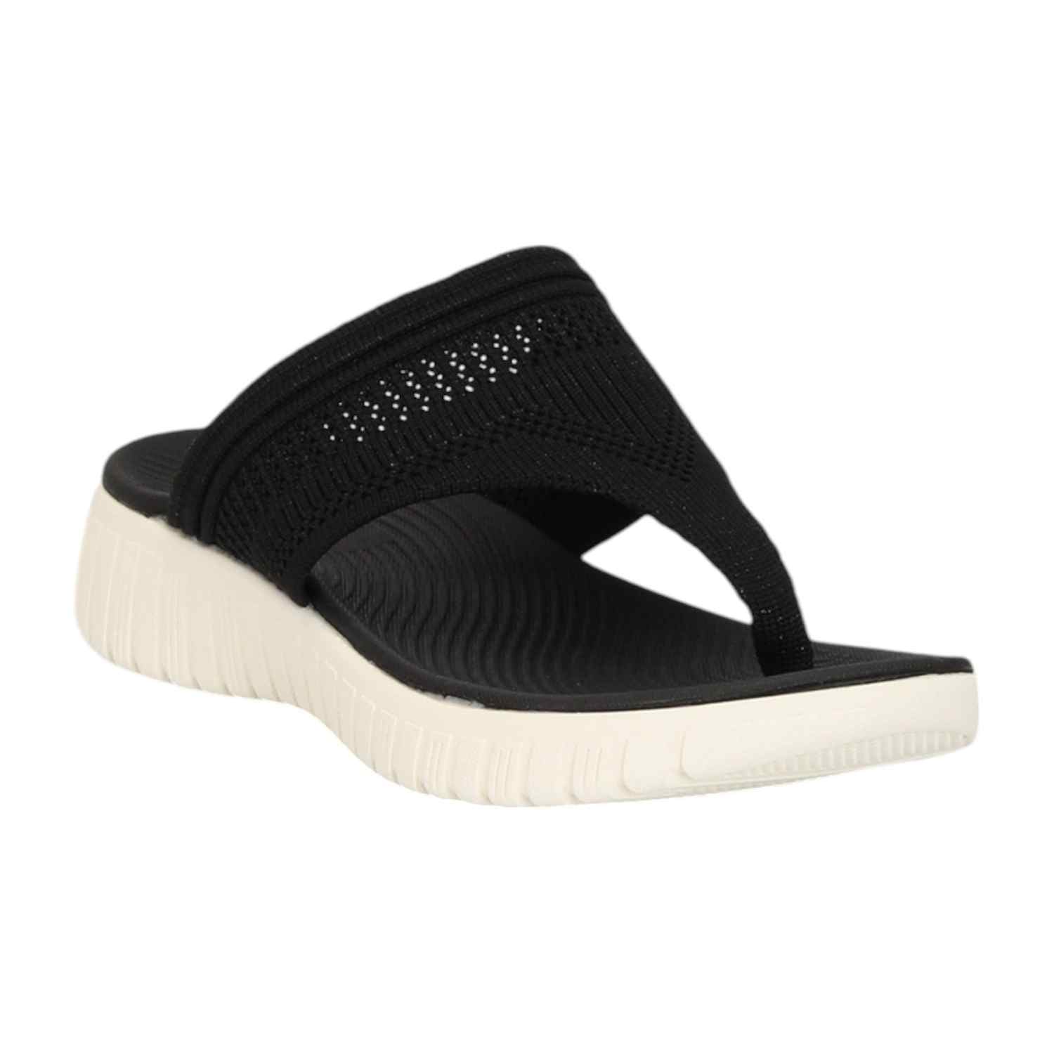 Women Black Thongs with Cushioned Footbed