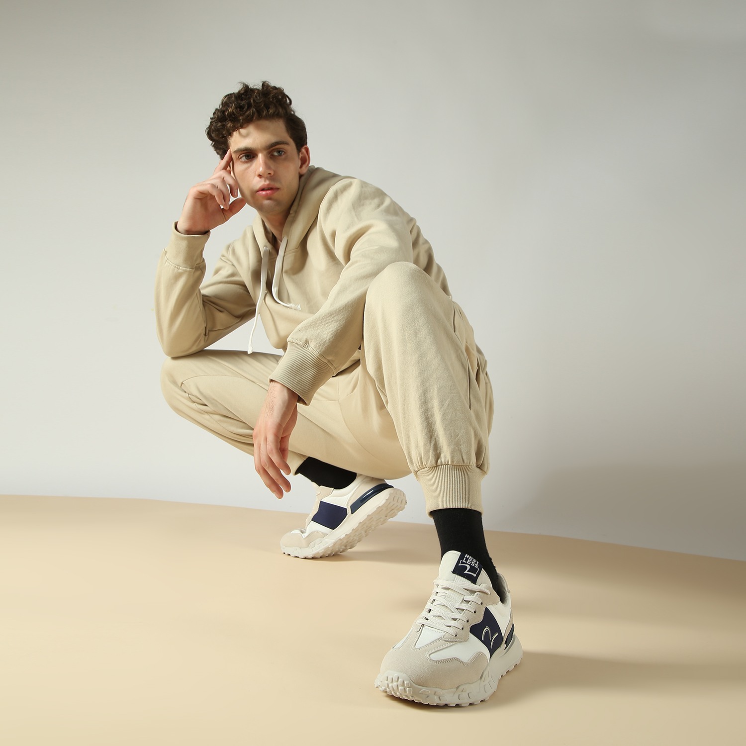 Tornade Men Beige Casual Sneaker