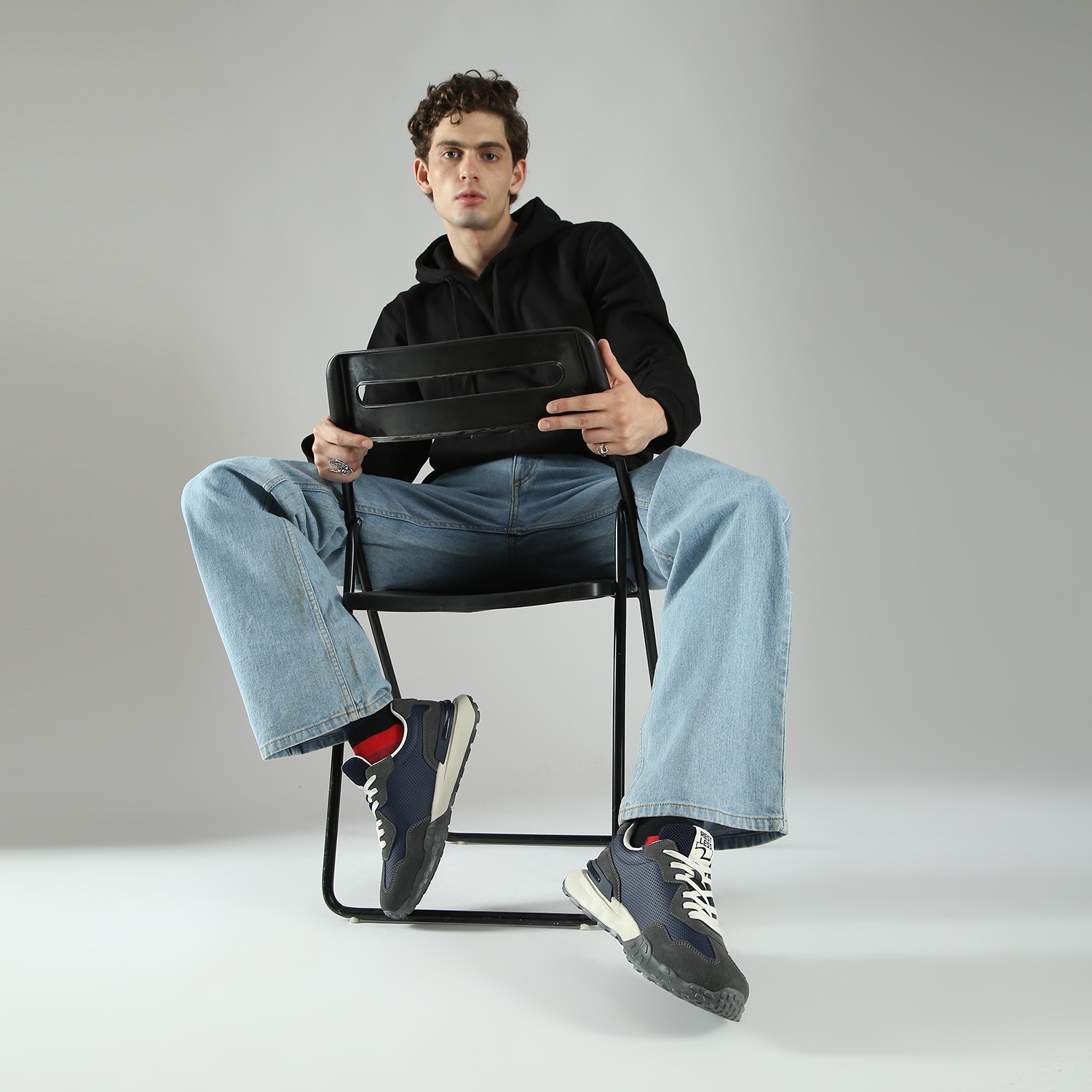 Vinson Men Dark Grey Casual Sneaker