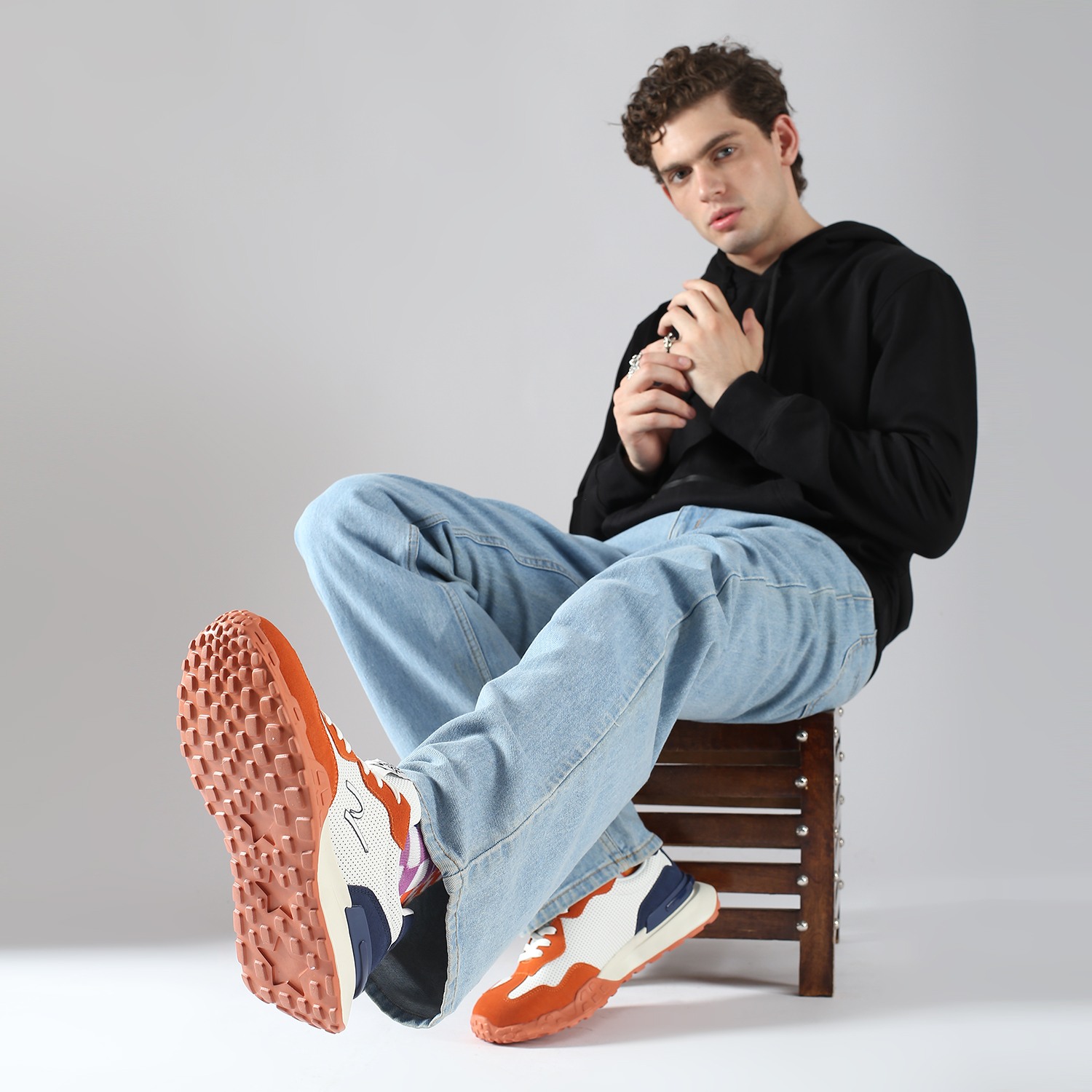 Vinson Men Orange Casual Sneaker