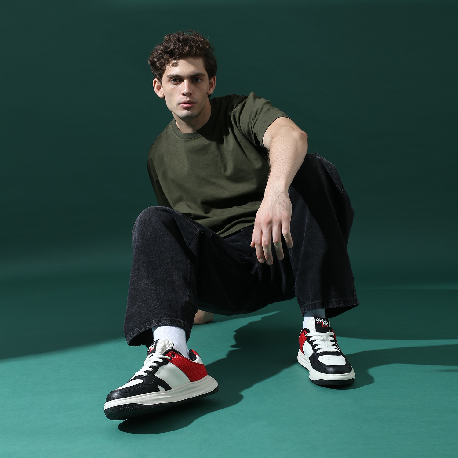 Pavel Men  Beige Lace Up Sneaker