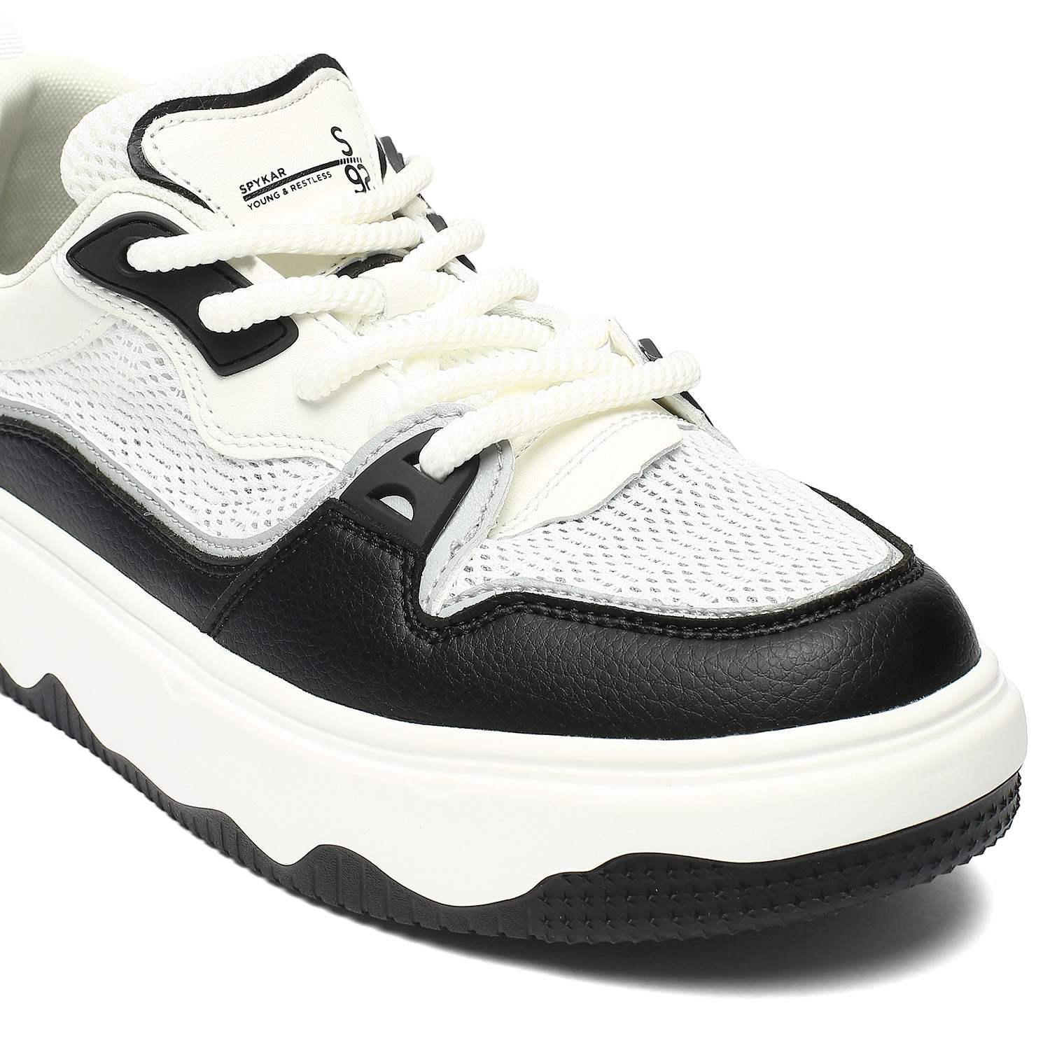 Roy Men  Black Lace Up Sneaker