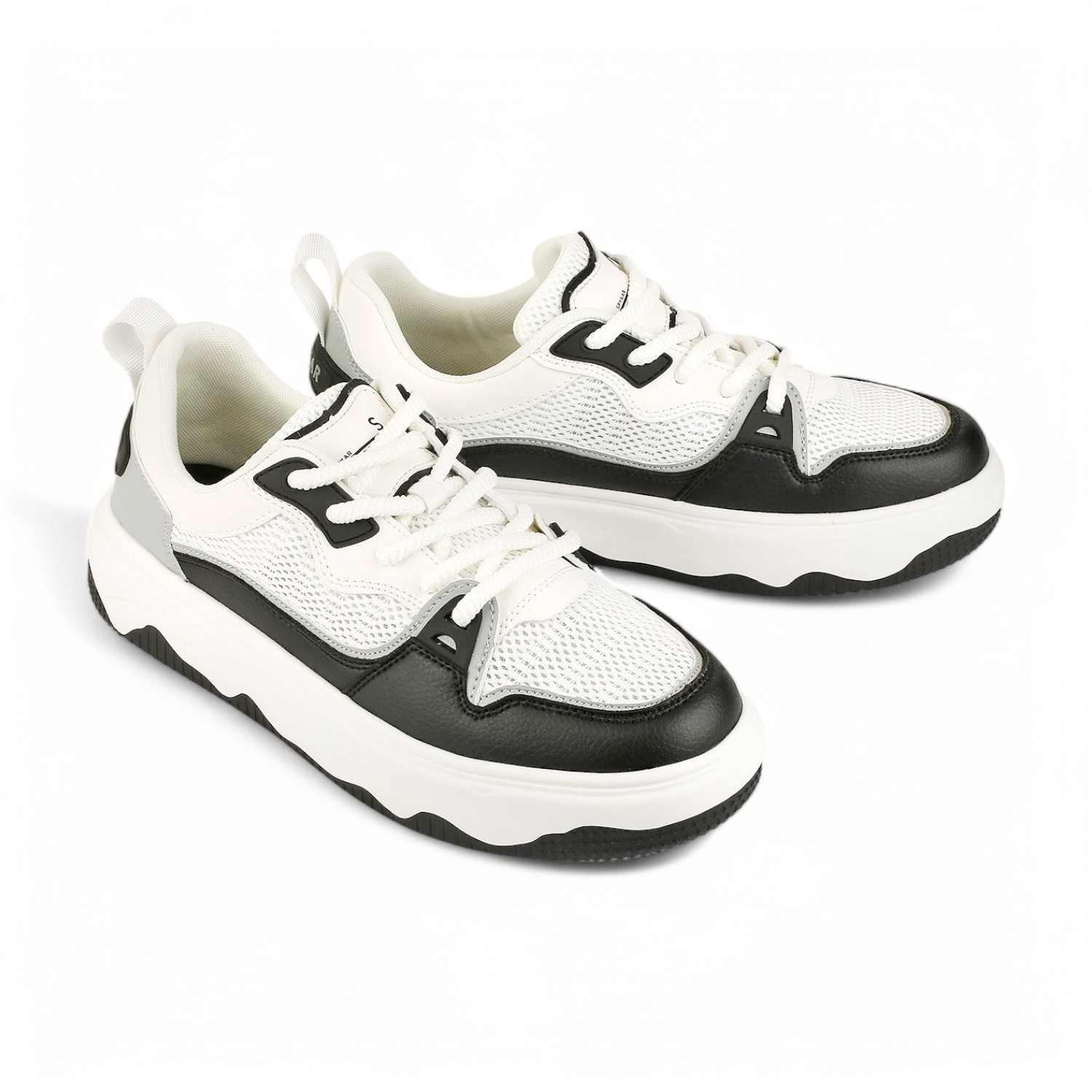 Roy Men  Black Lace Up Sneaker