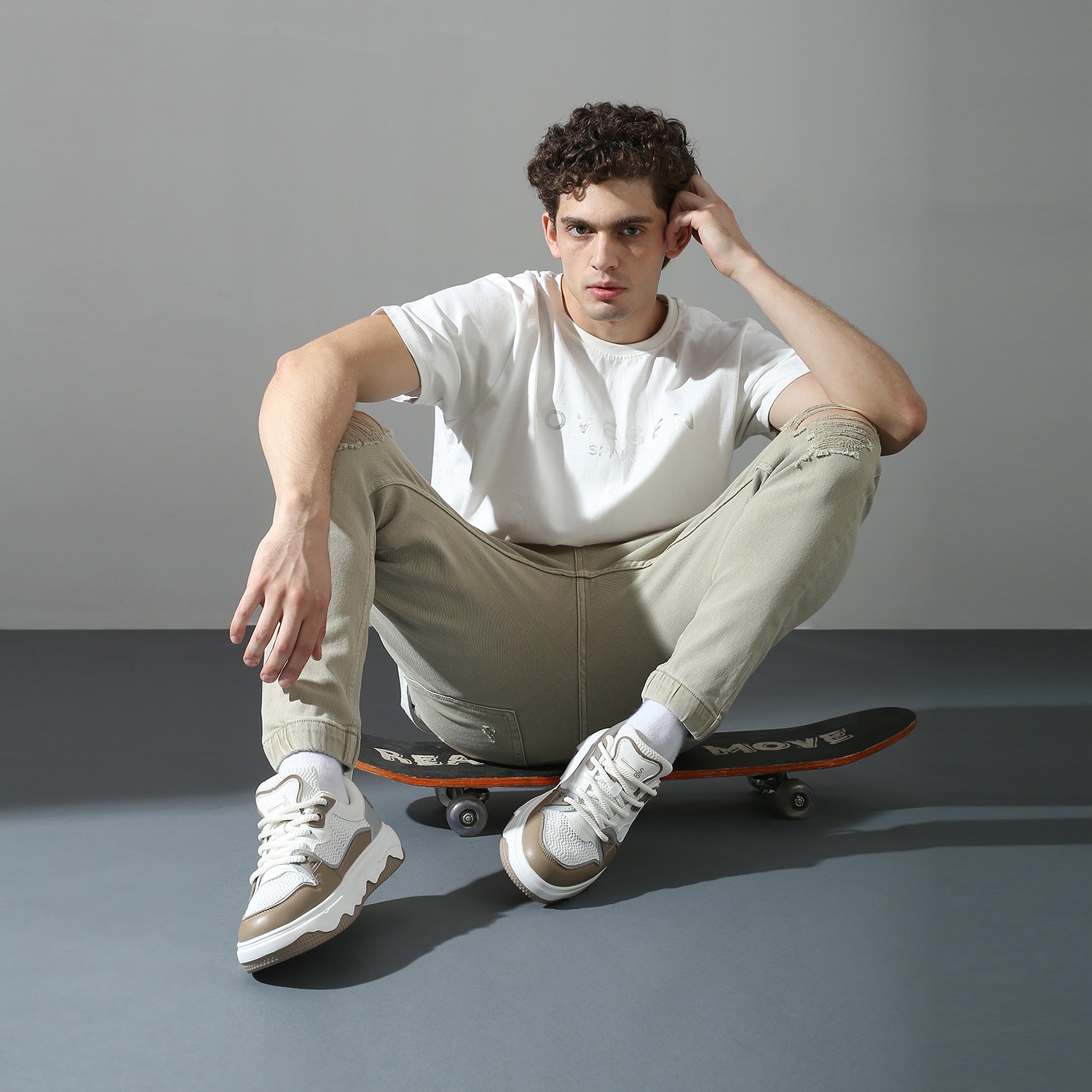 Roy Men  Khaki Lace Up Sneaker