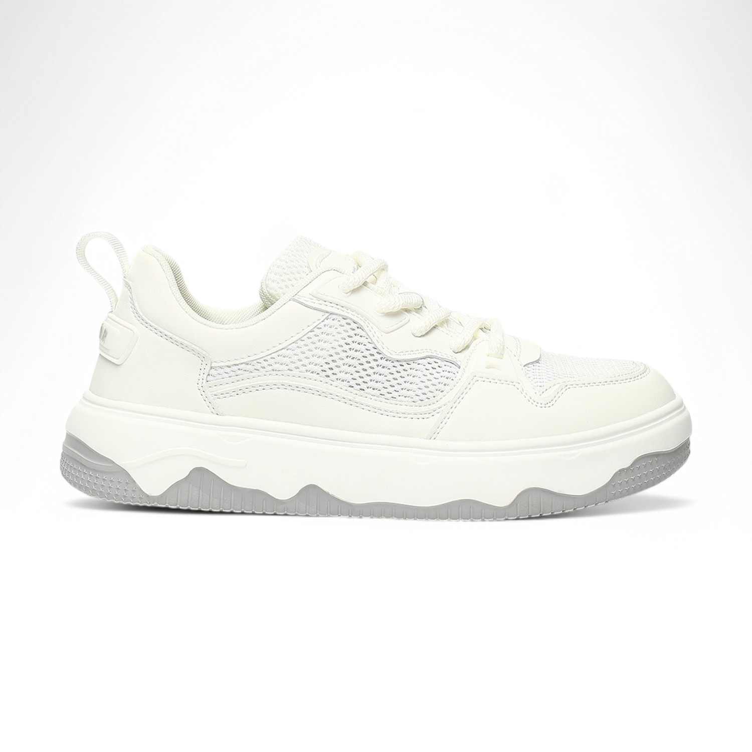 Roy Men  White Lace Up Sneaker