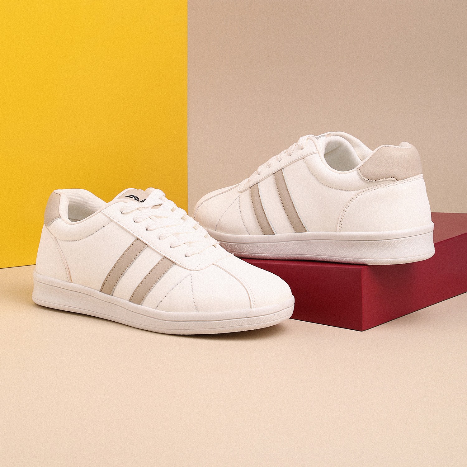 Women Beige Outdoor Sports Shoes