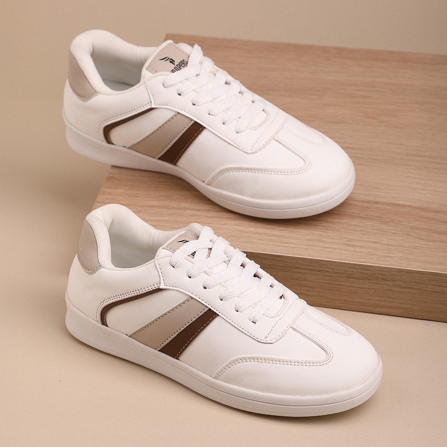 Women White Outdoor Sports Shoes
